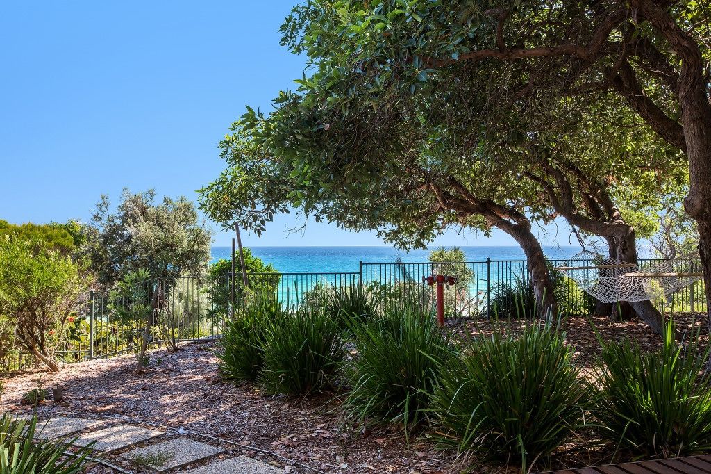 Stradbroke Island Beach Hotel