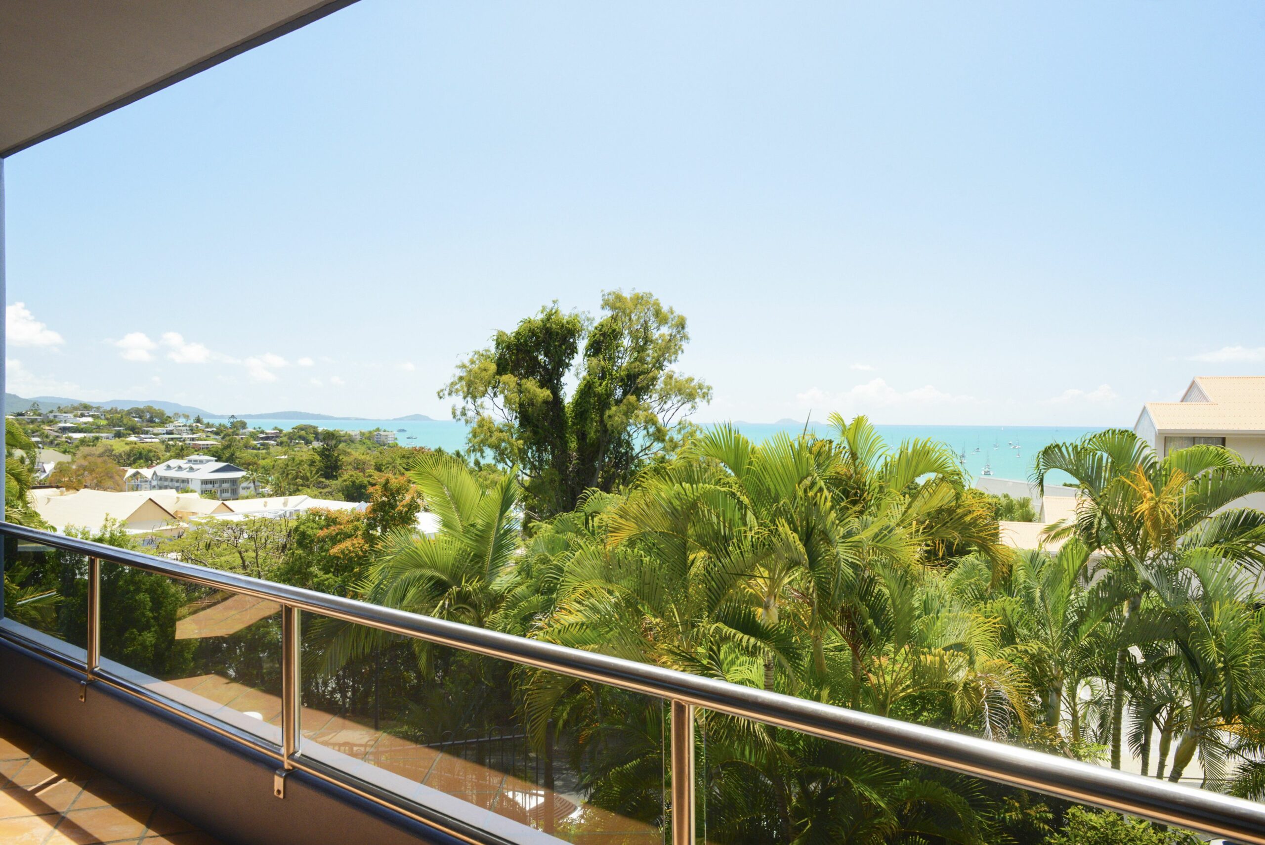 Airlie Harbour 3 Bedroom Apartment