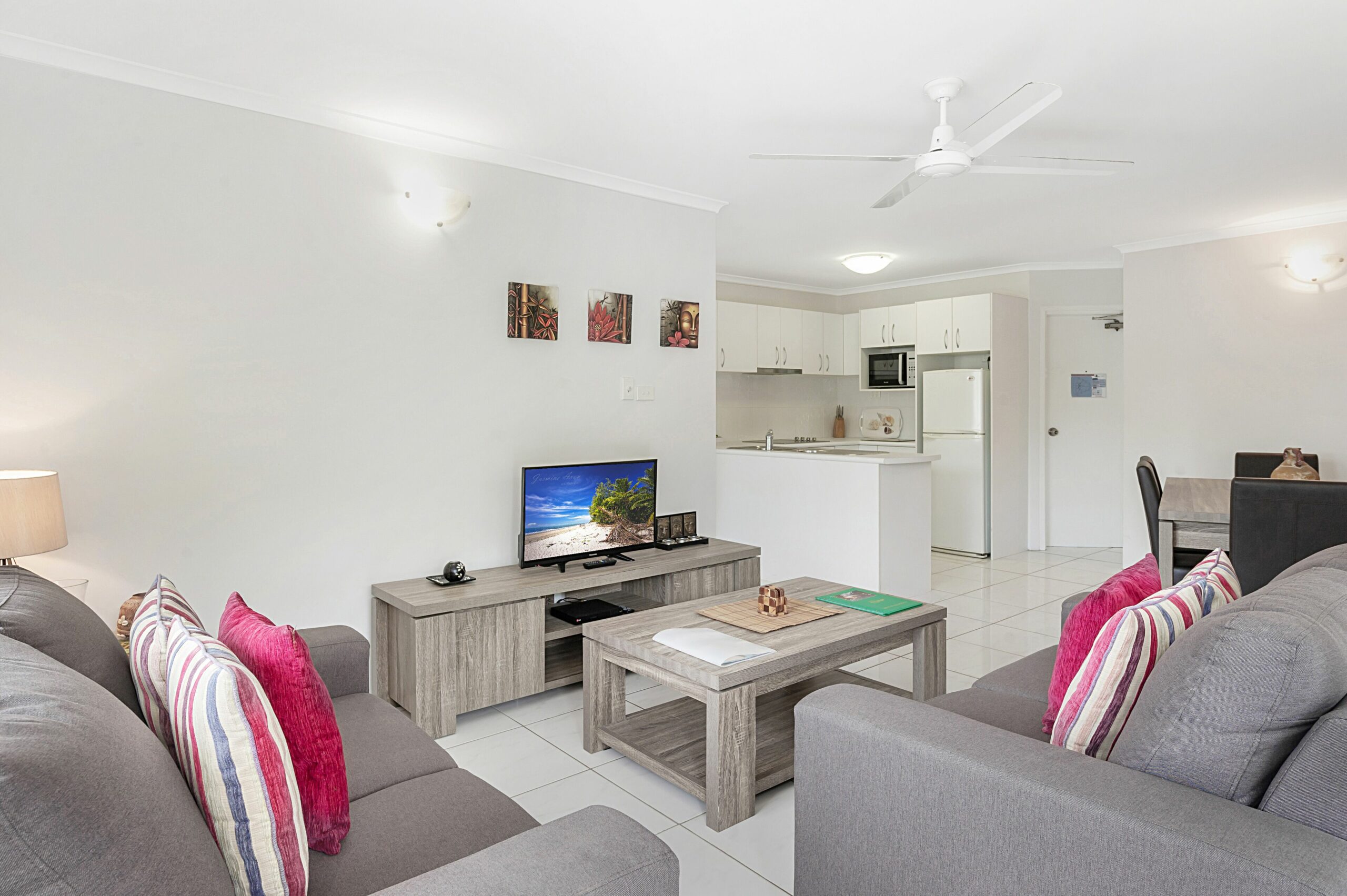 Port Douglas Outrigger Holiday Apartments