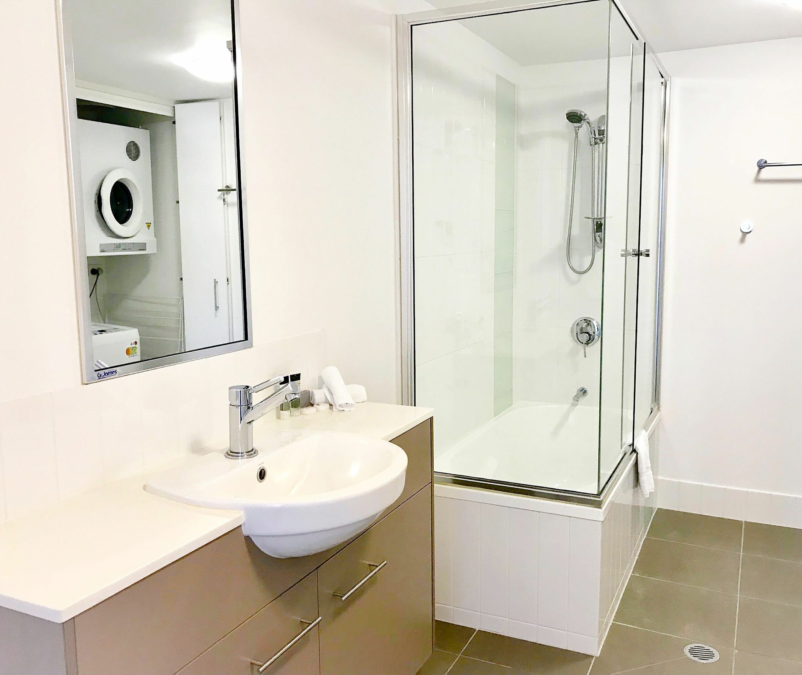 Oaks Townsville Gateway Suites