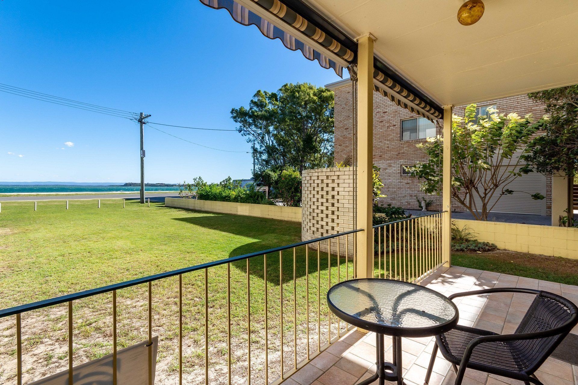 Great Views, Ground Floor Unit Clearview Apartments South Esplande, Bongaree