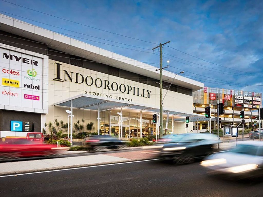 Brand NEW Stunning 3 Bedroom Indooroopilly Pool/aircon/parking