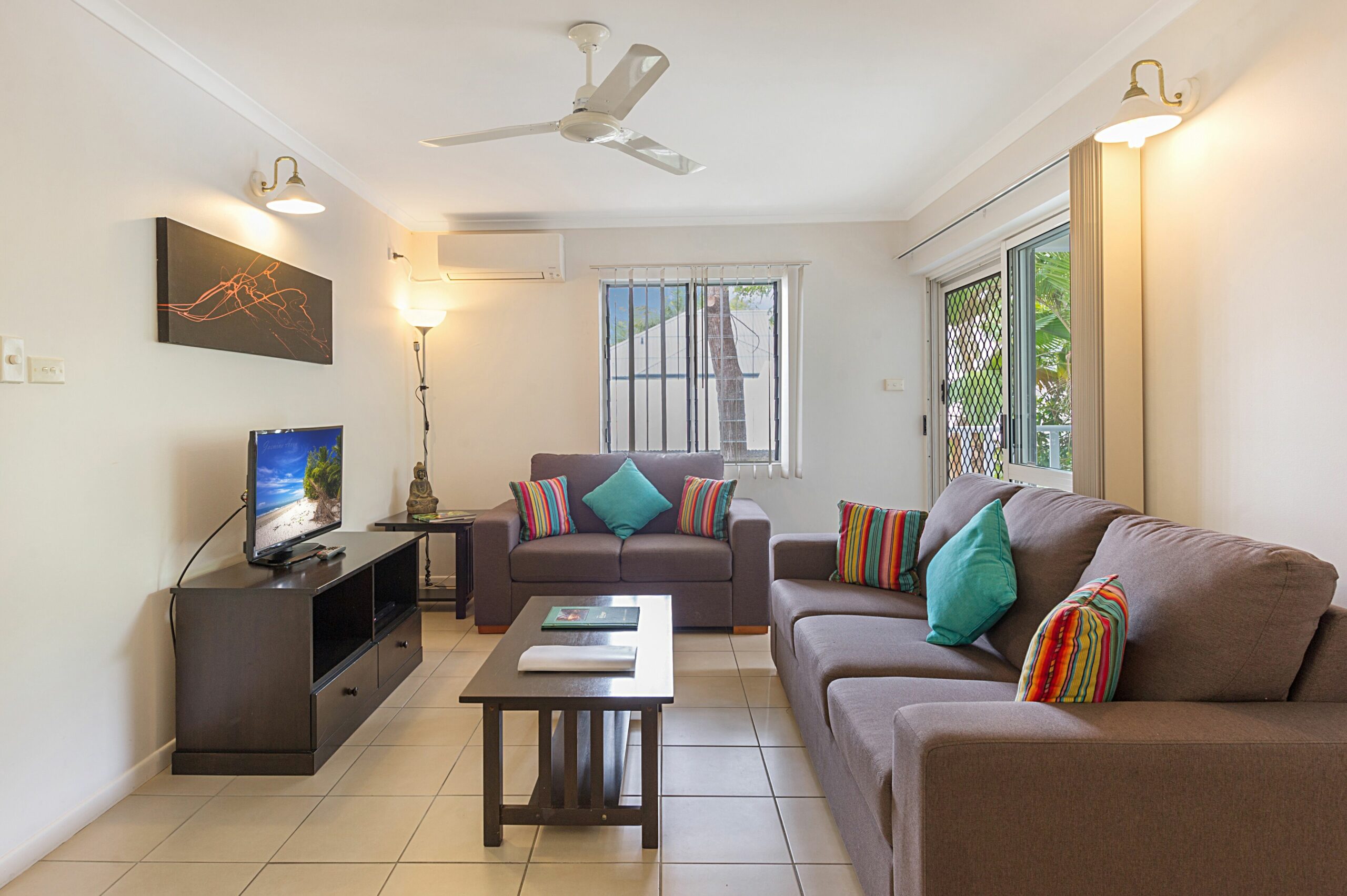 Port Douglas Outrigger Holiday Apartments