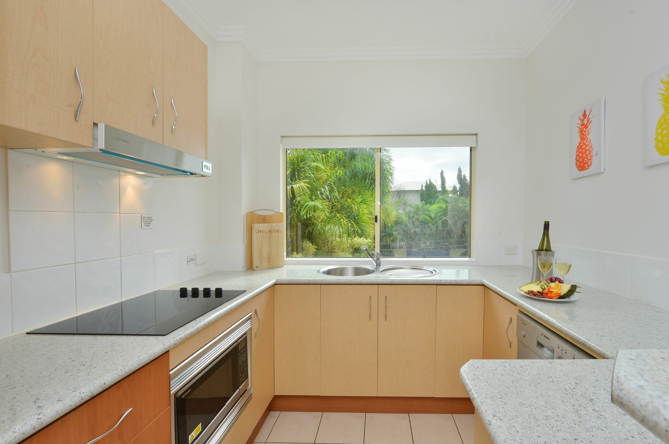 Central Plaza Port Douglas Apartments