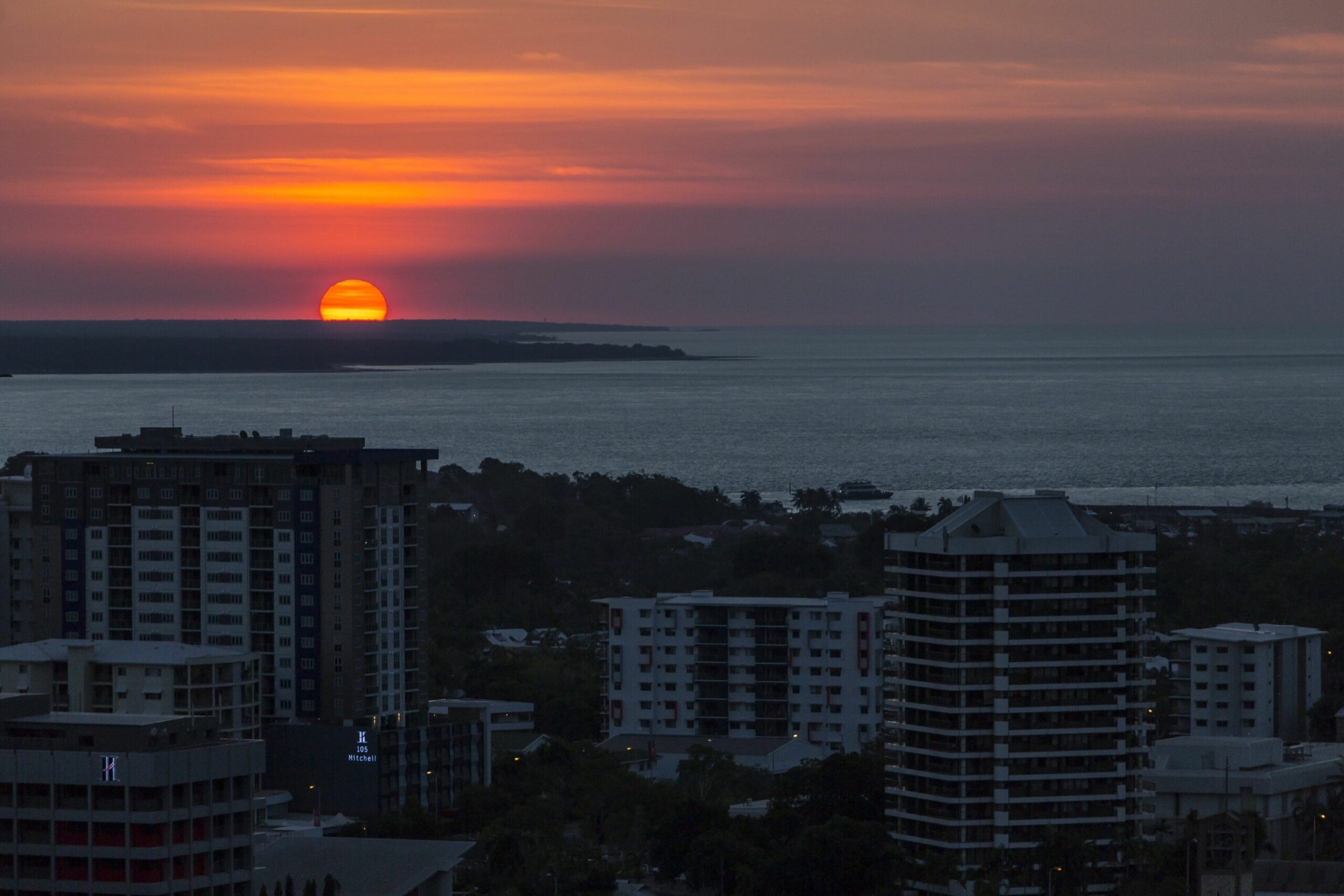 Oaks Darwin Elan Hotel