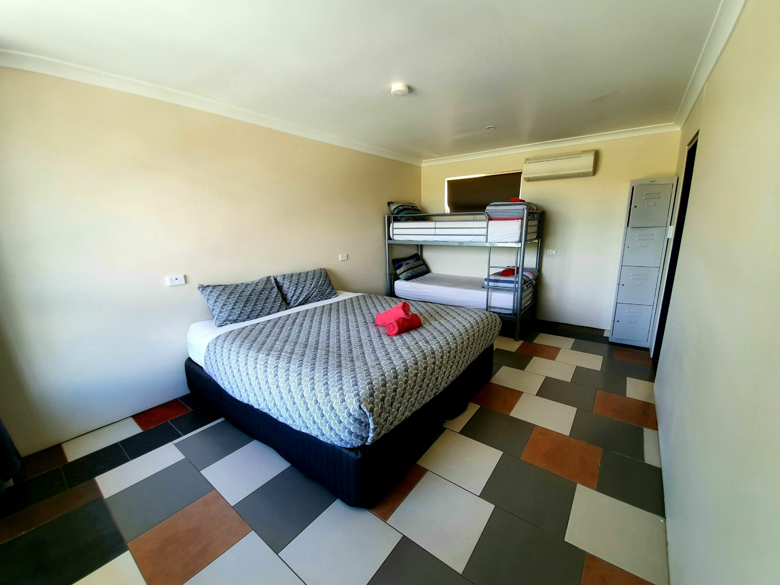 Jump Inn Alice Budget Accommodation