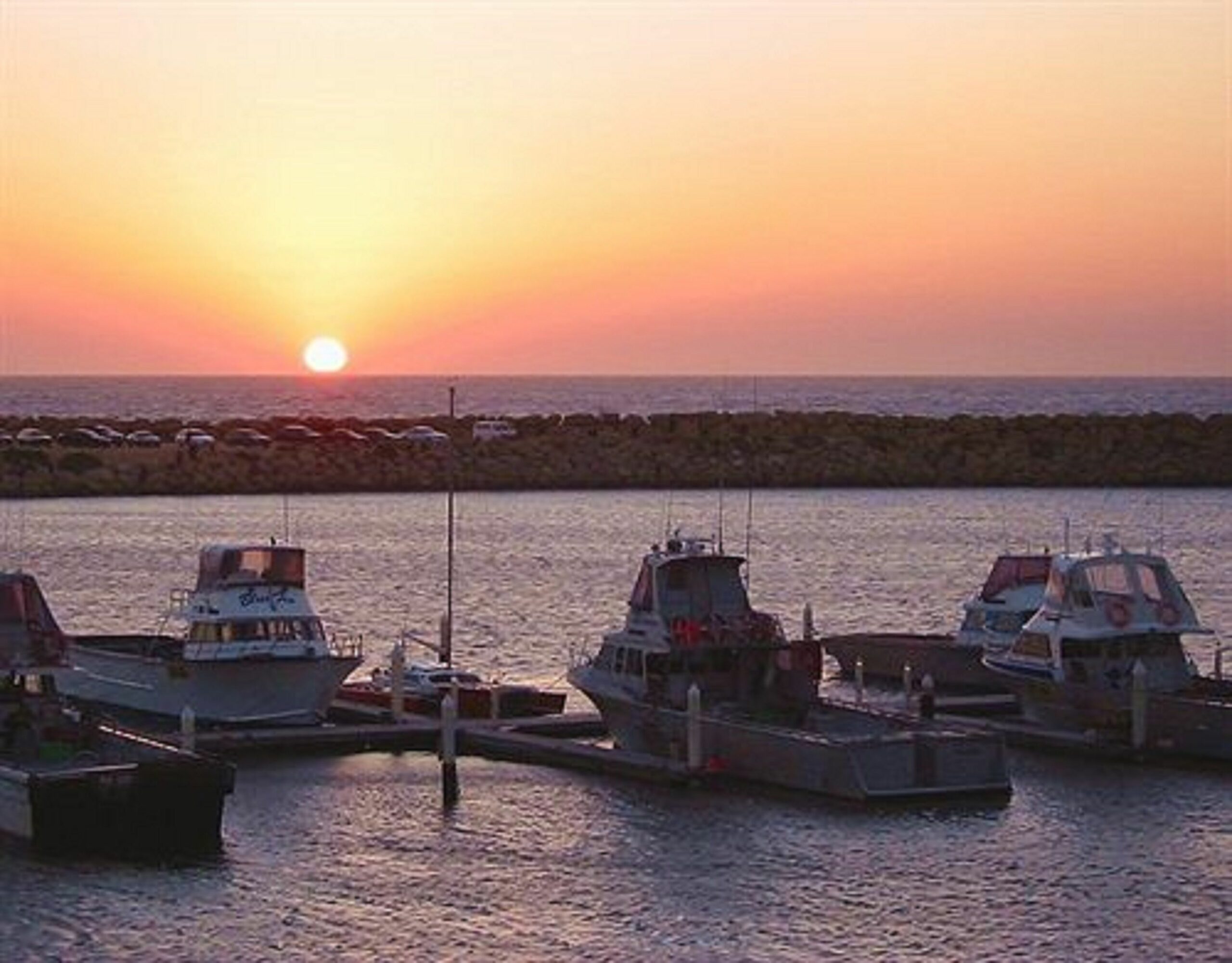 The Marina Hotel - Mindarie