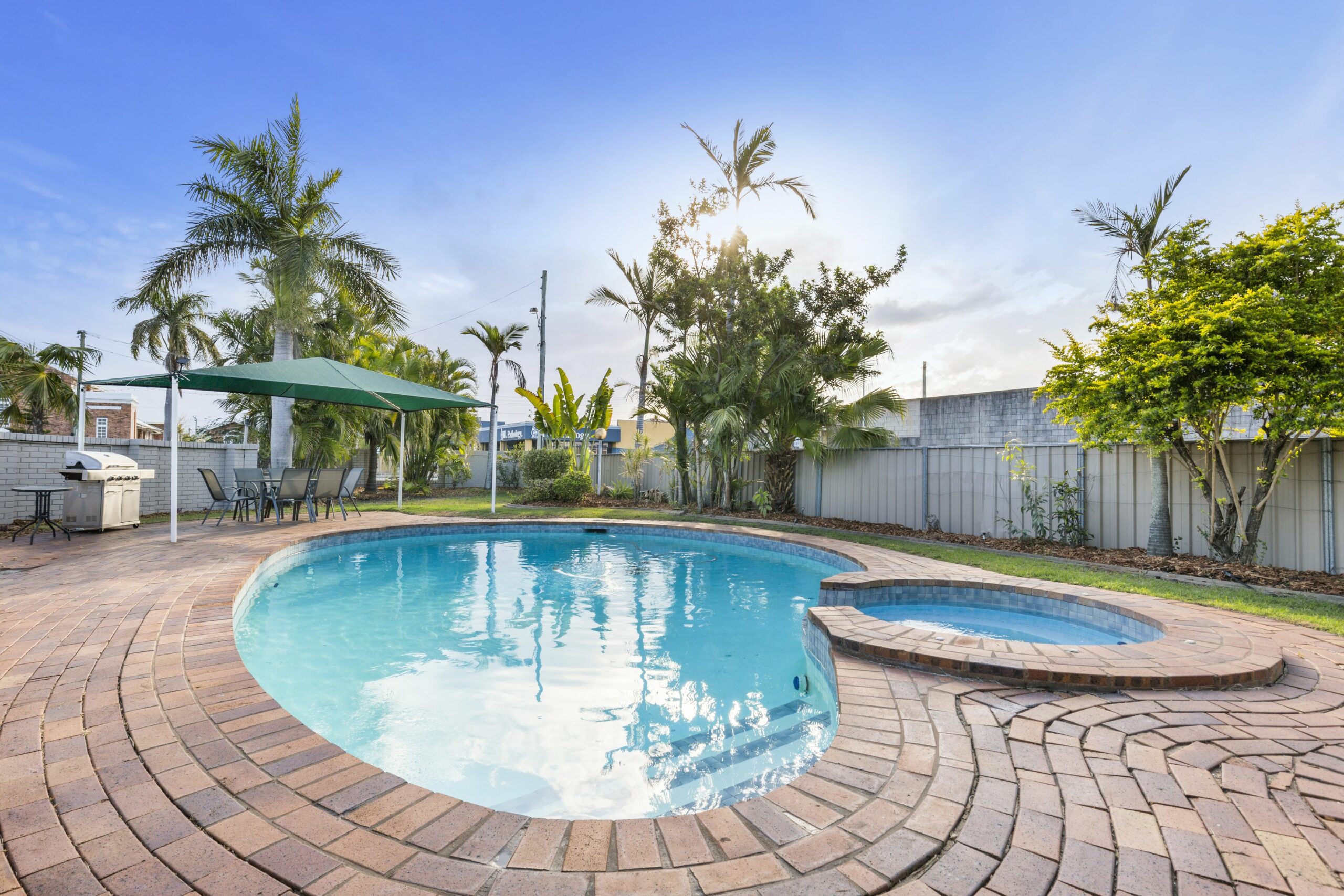 Rockhampton Riverside Central Hotel