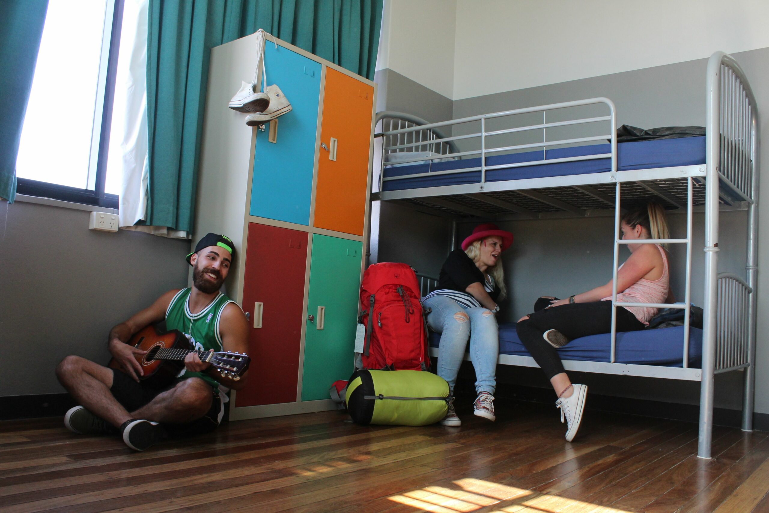 Bunk Backpackers