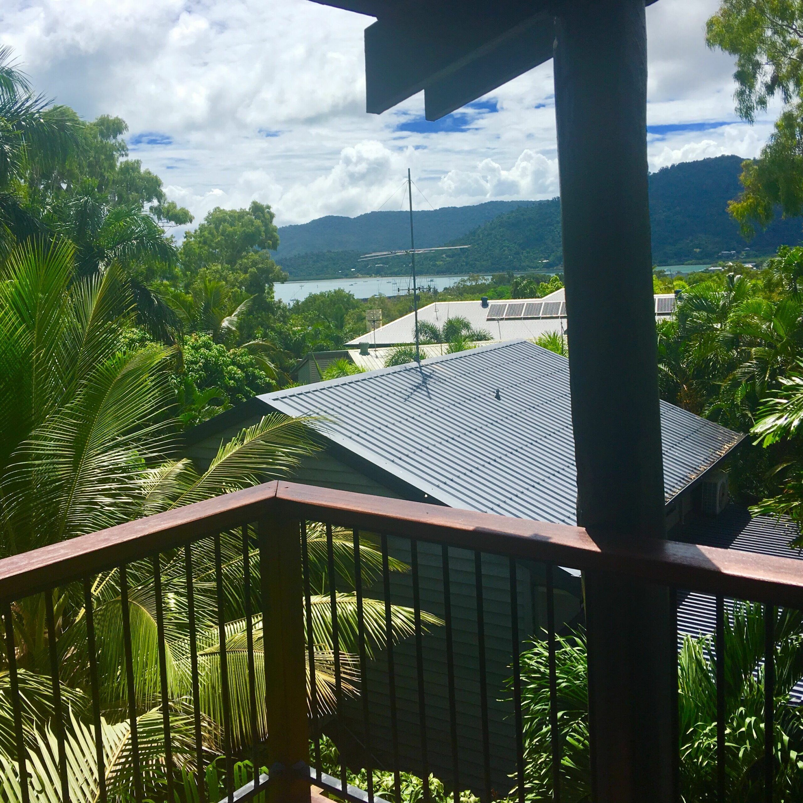 Airlie Beach Treehouse/from $45/night/person