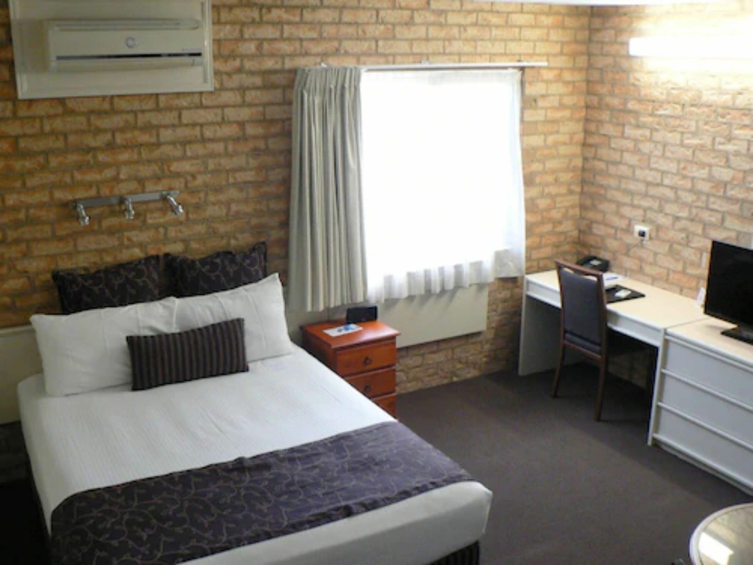 Comfort Inn & Suites Robertson Gardens