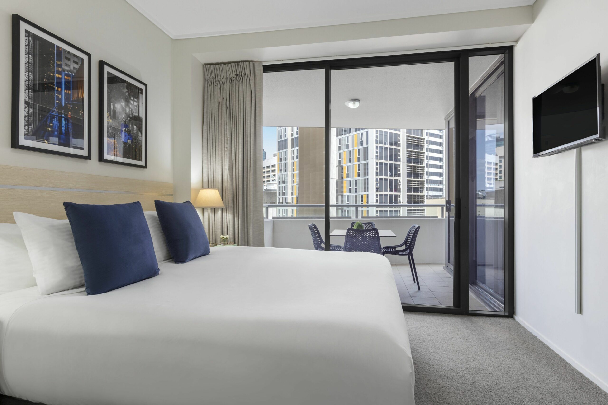 Oaks Brisbane Aurora Suites