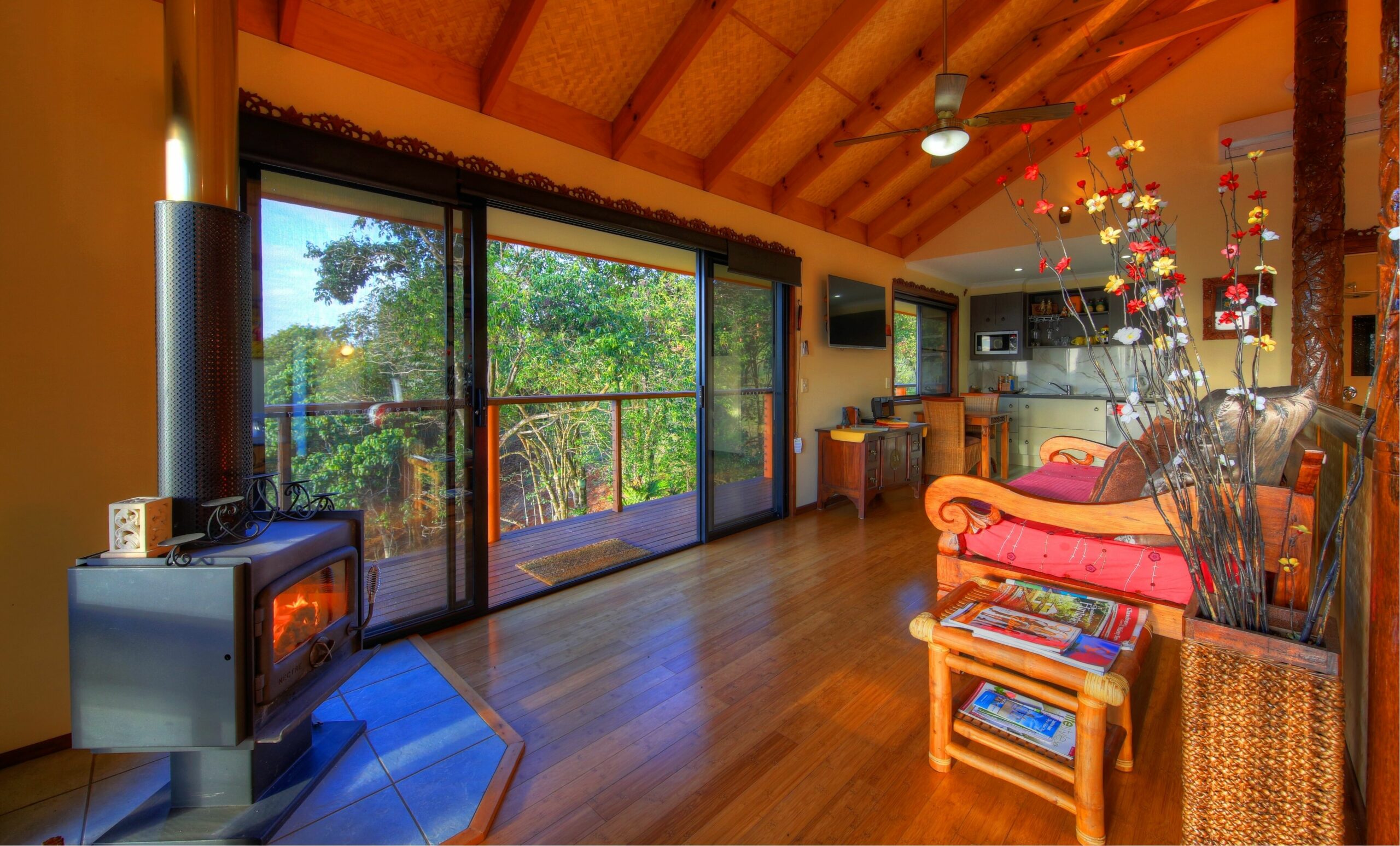 Maleny Tropical Retreat Balinese B&b