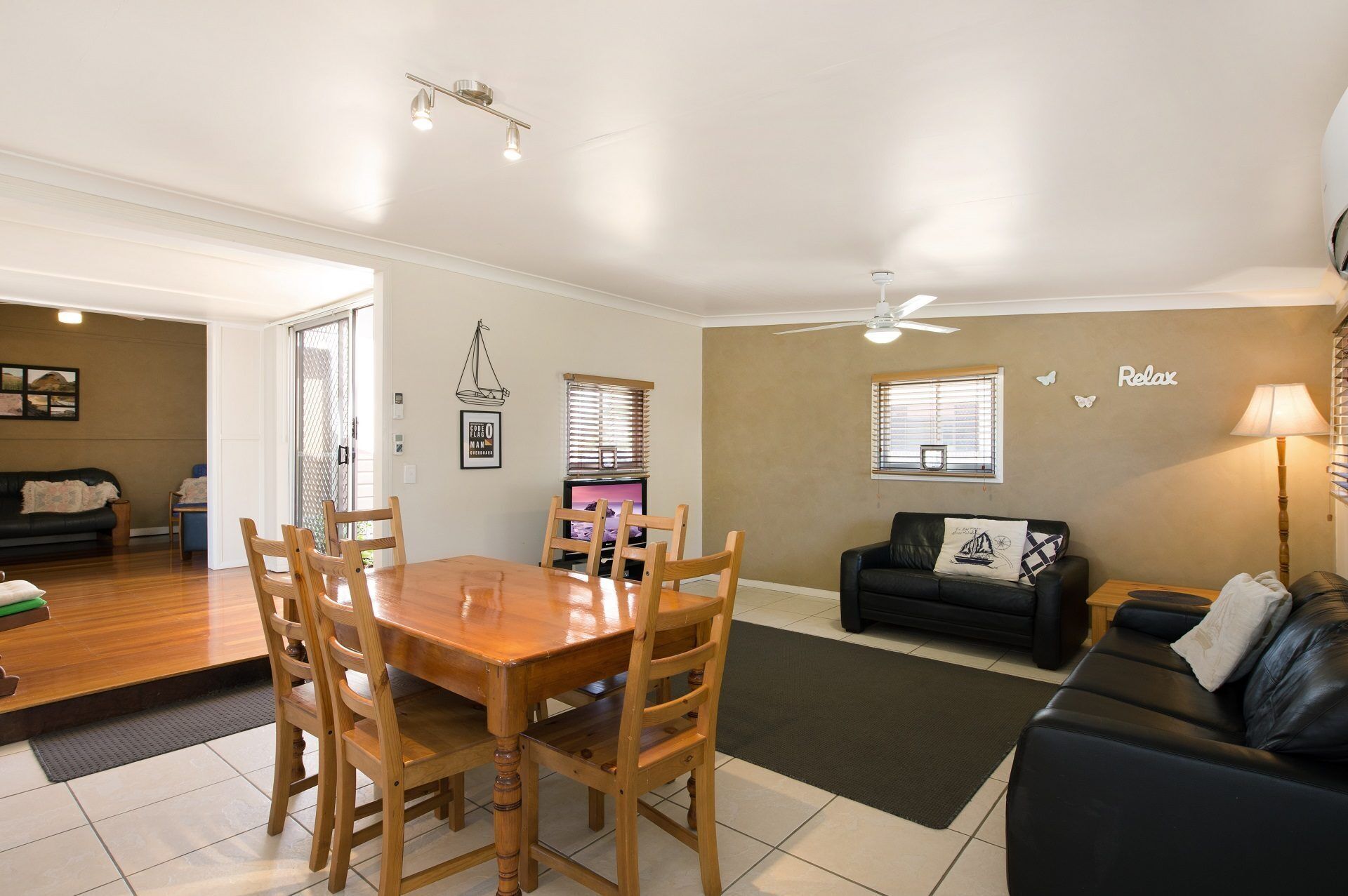 Close to Water, Restaurants and Clubs, Toorbul St, Bongaree
