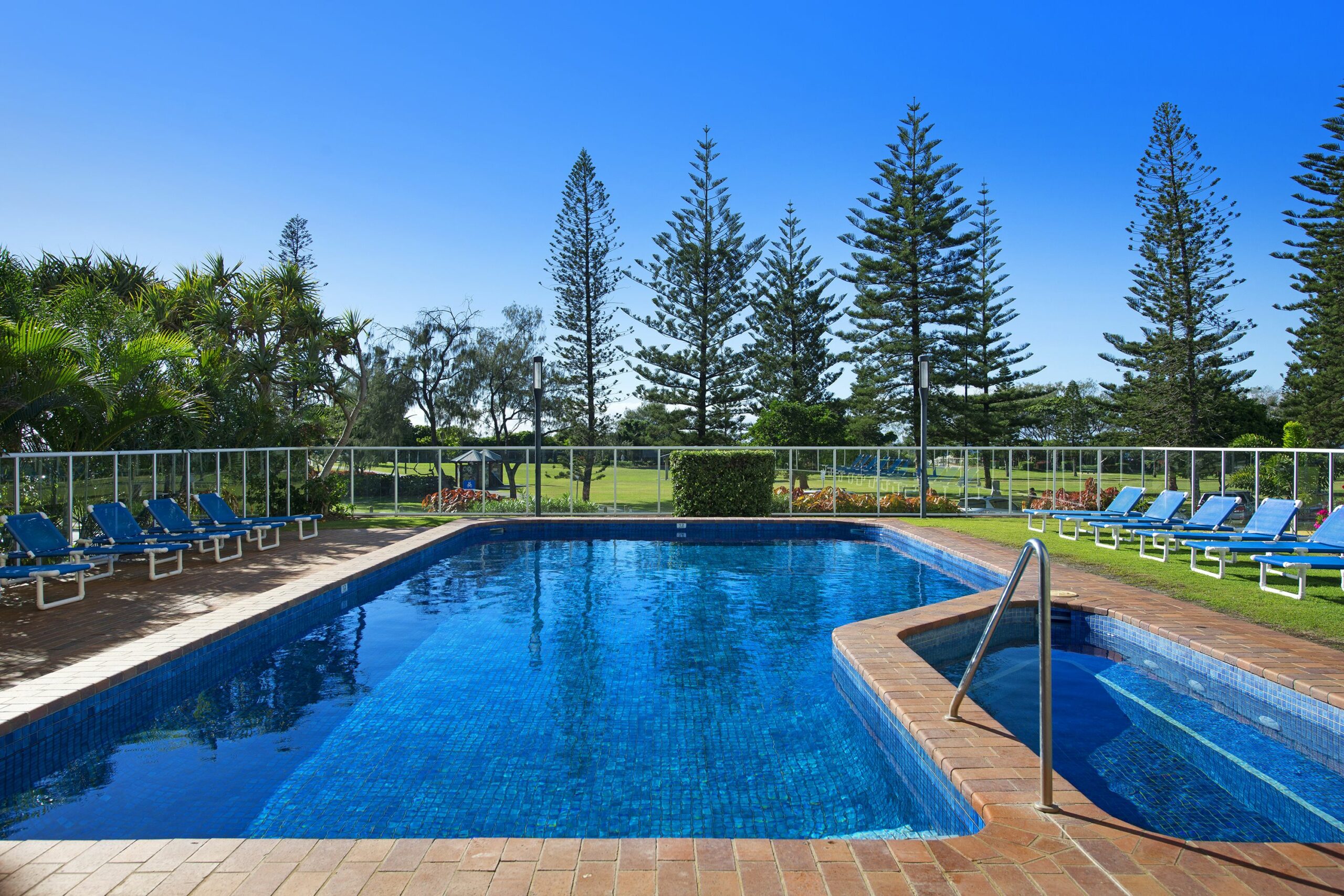 ULTIQA Beach Haven At Broadbeach