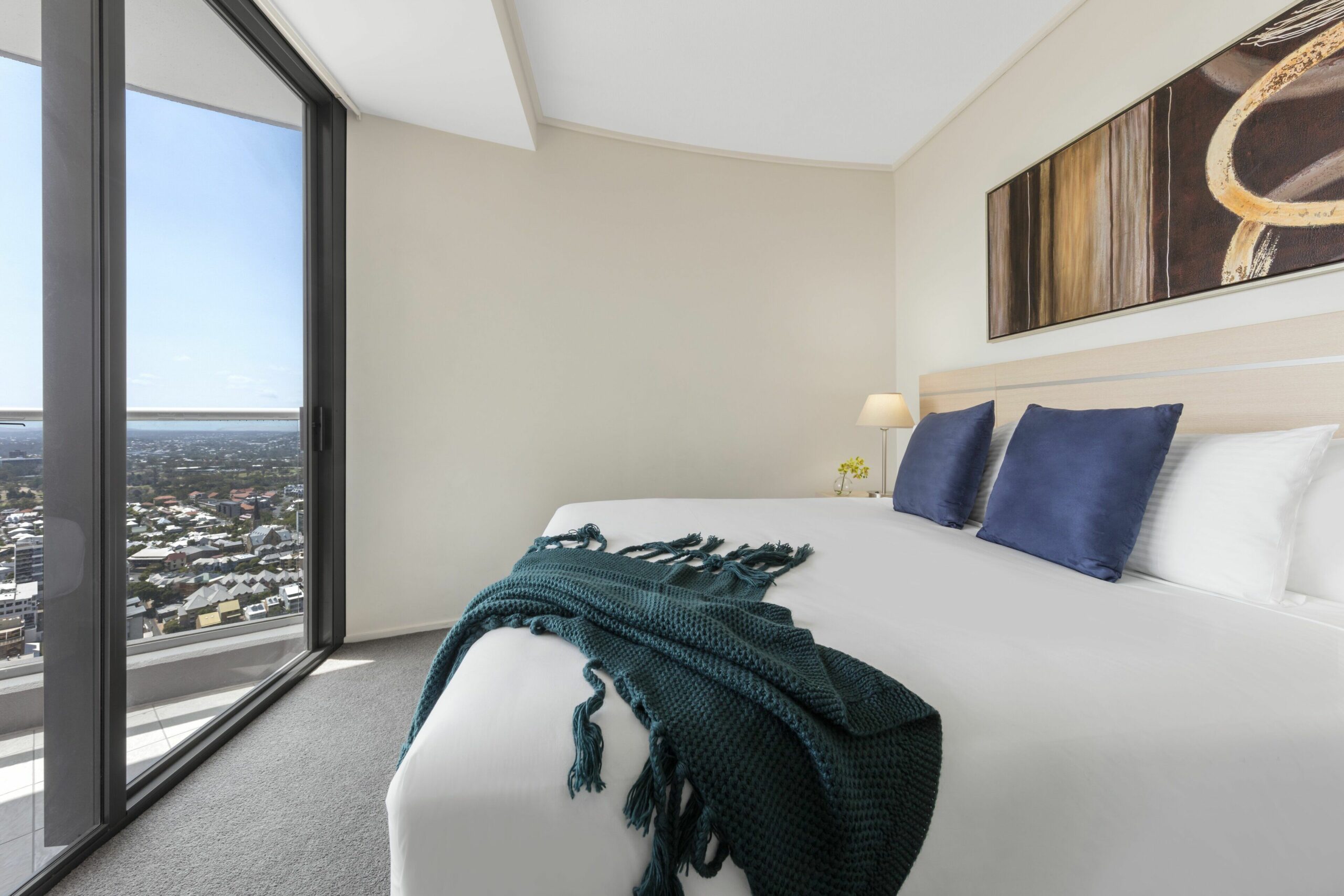 Oaks Brisbane Aurora Suites