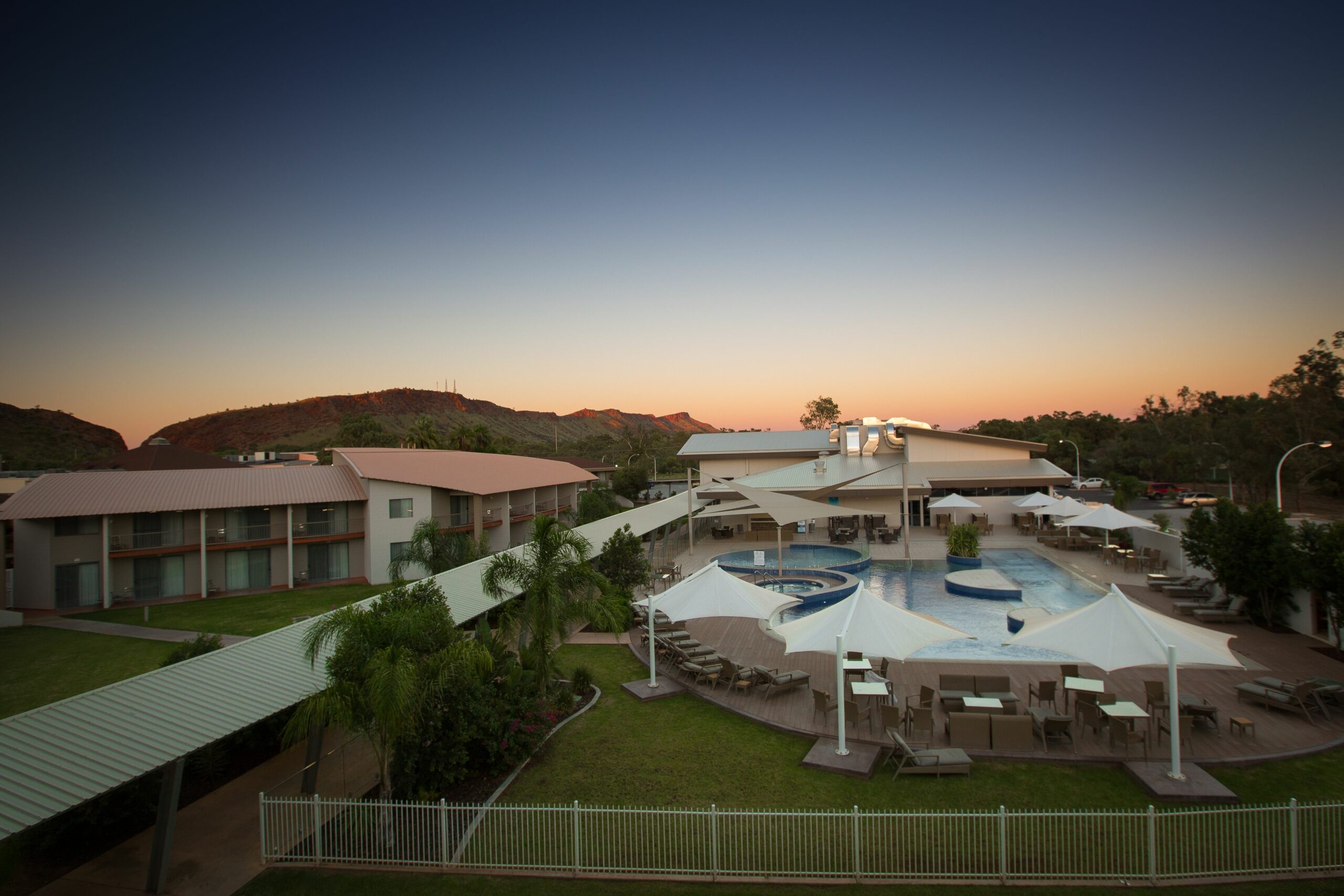 Crowne Plaza Alice Springs Lasseters