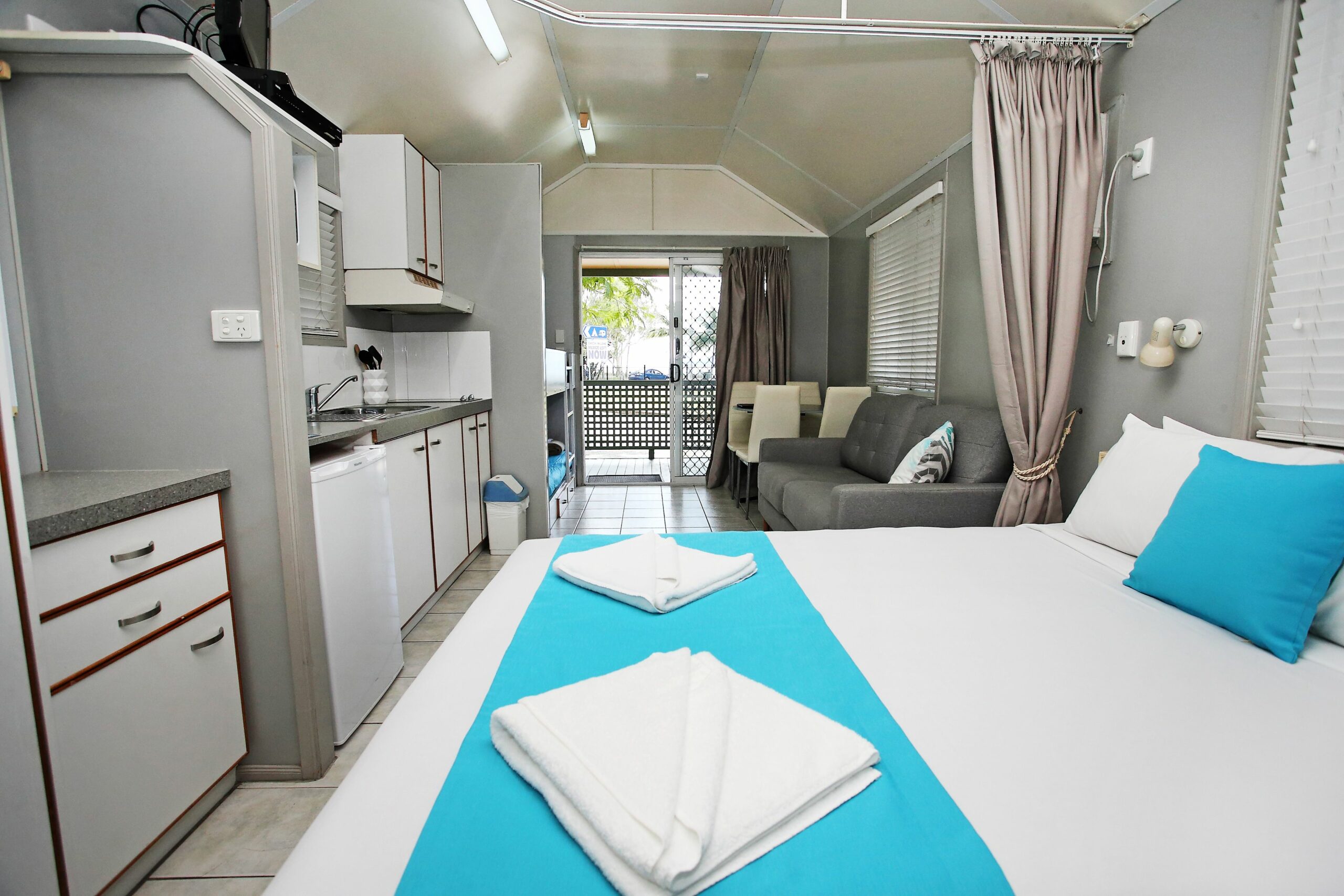 BIG4 Rowes Bay Beachfront Holiday Park