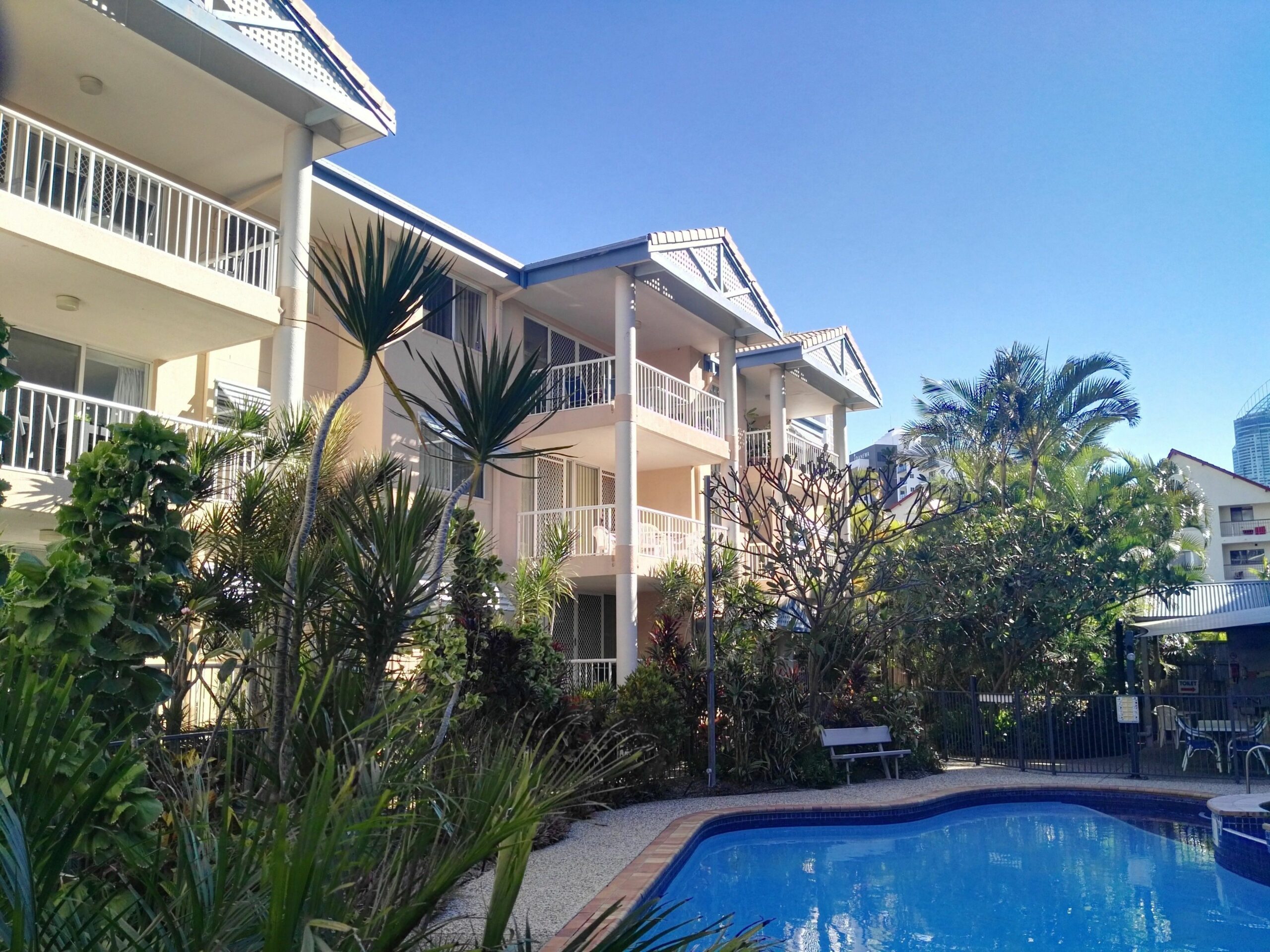 Surfers Beach Holiday Apartments