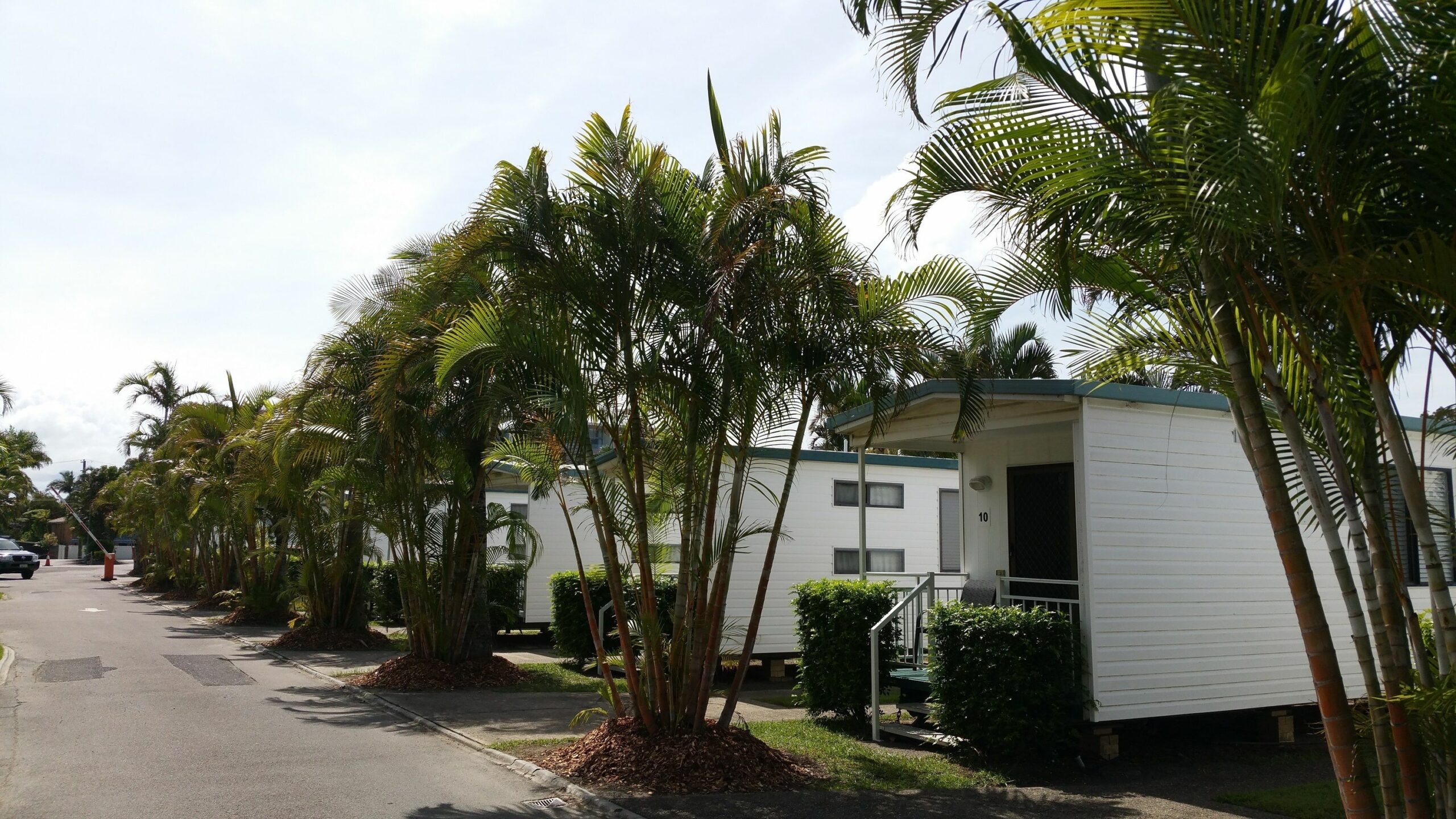 Alex Beach Cabins