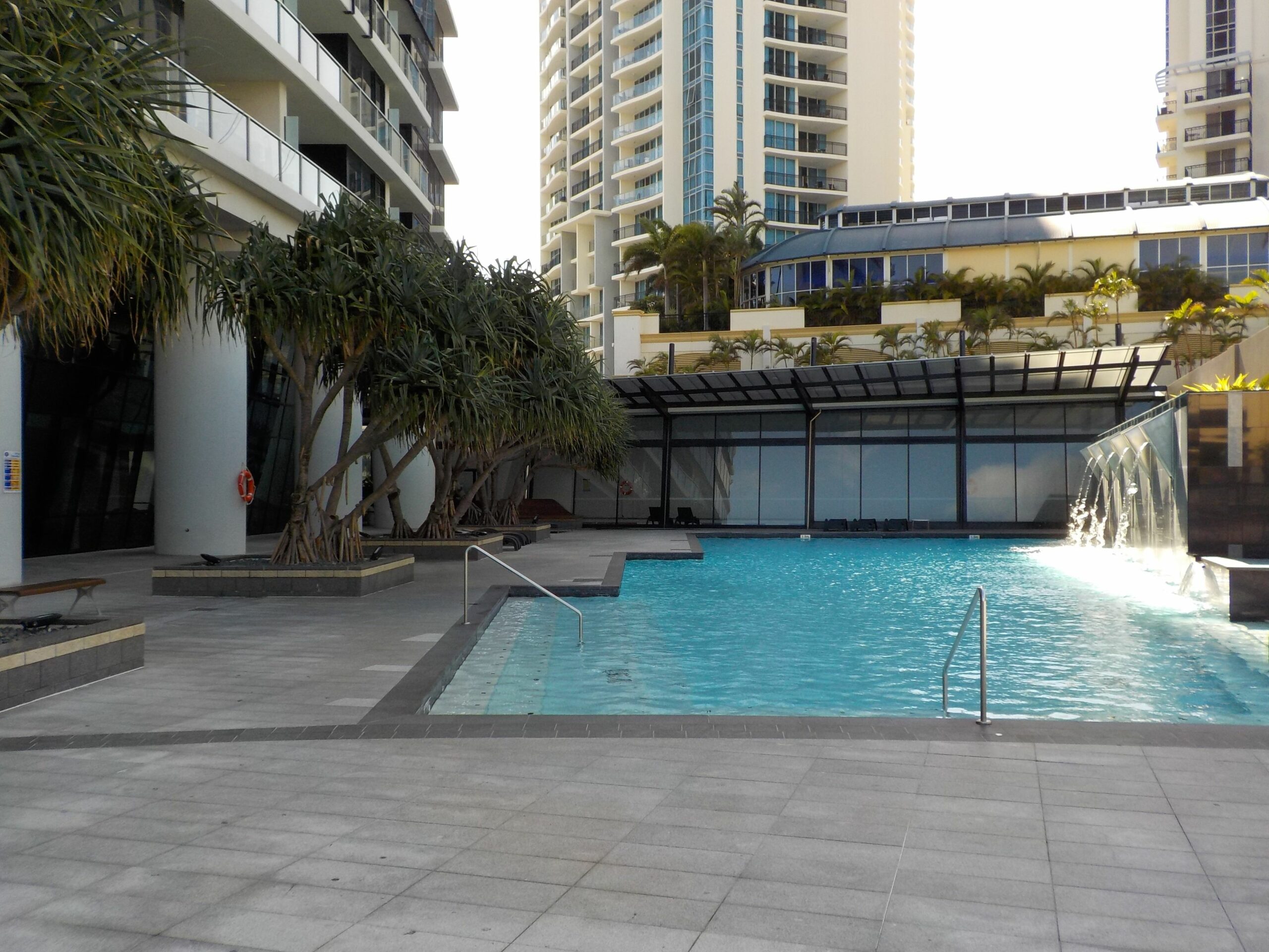 Circle on Cavill - HR Surfers Paradise