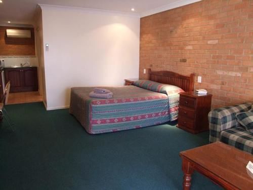 Cobar Town and Country Motor Inn