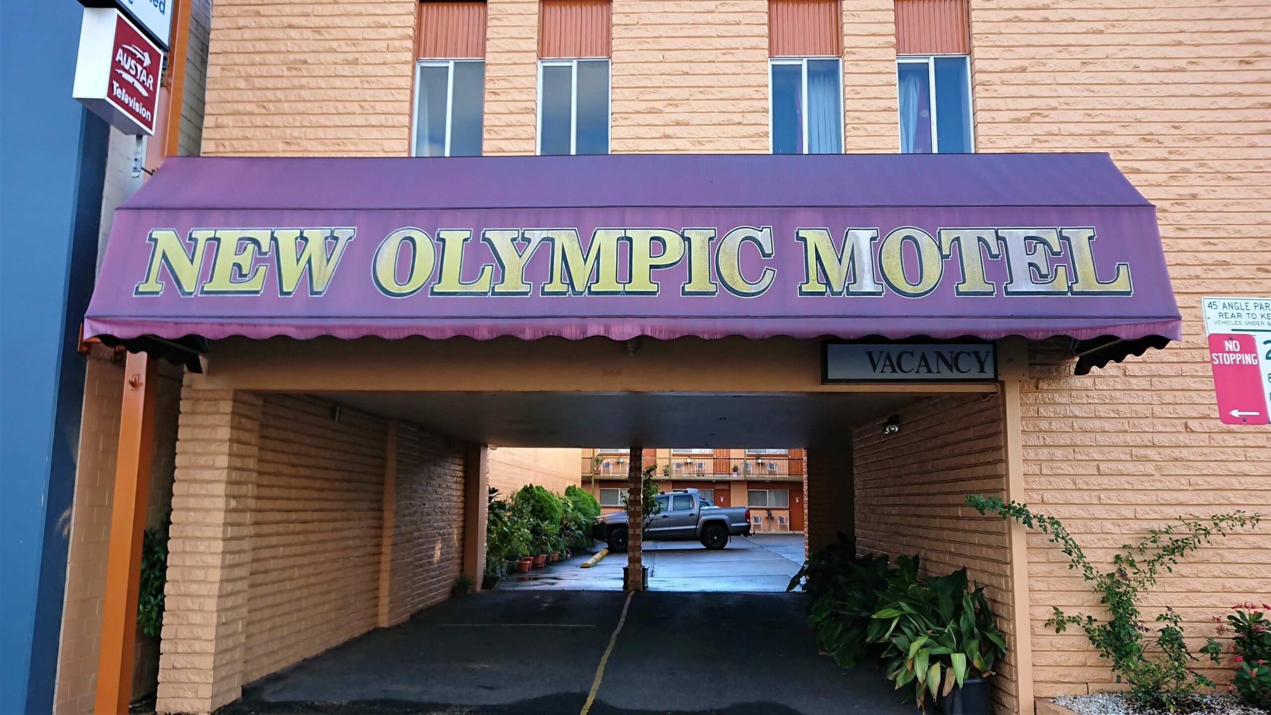 New Olympic Motel