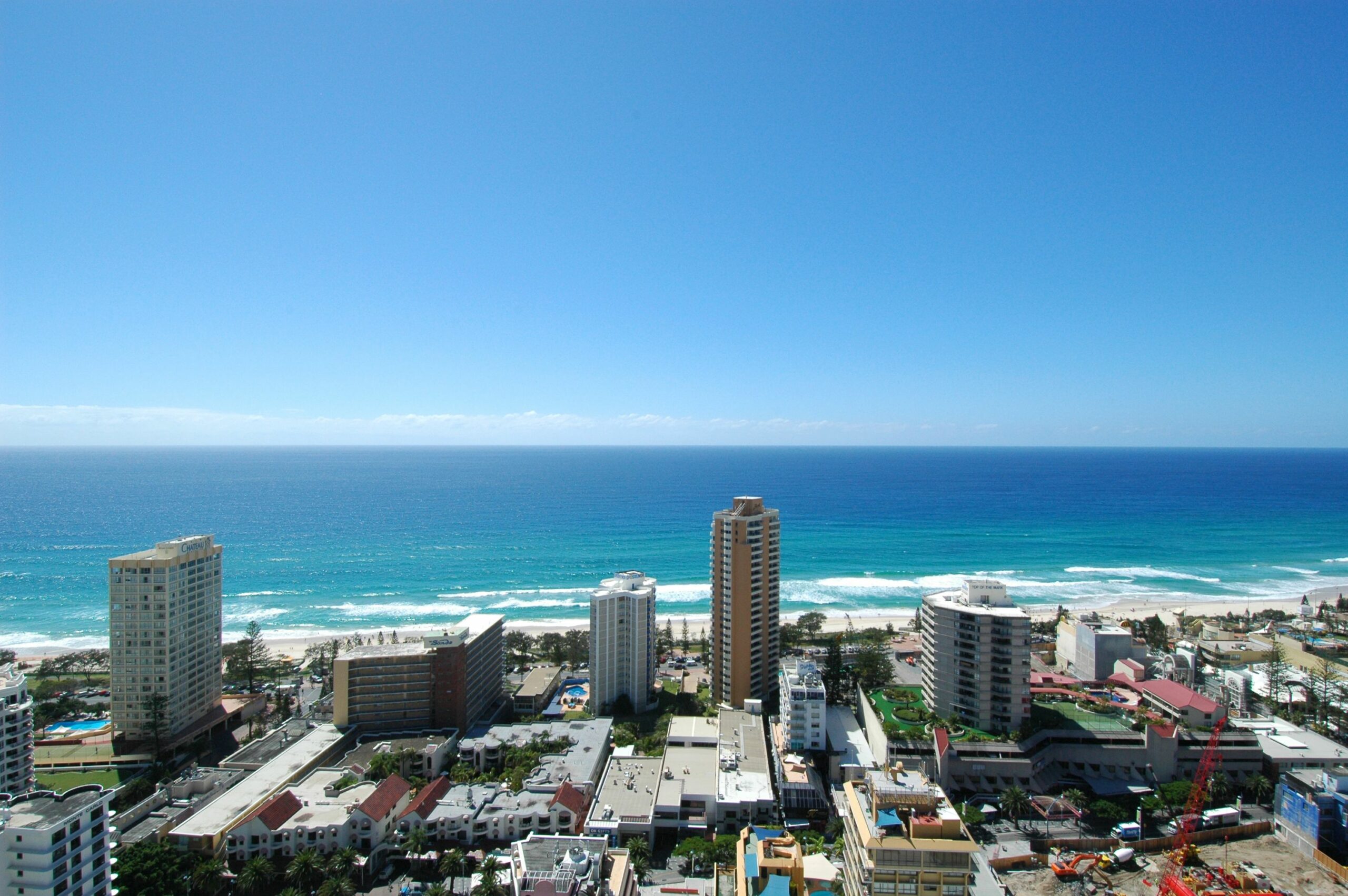 Chevron Renaissance - HR Surfers Paradise