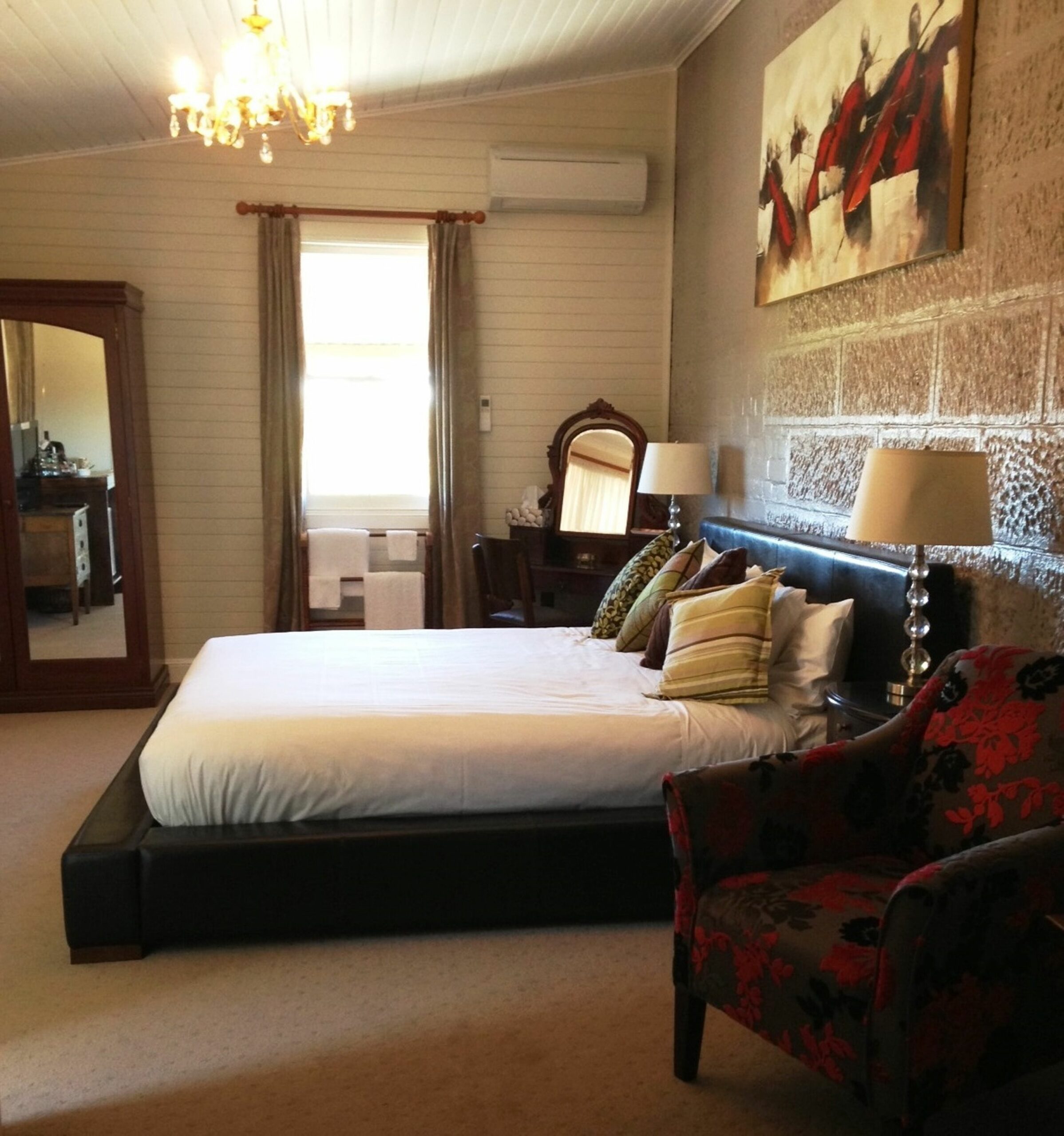 Abbey Boutique Hotel