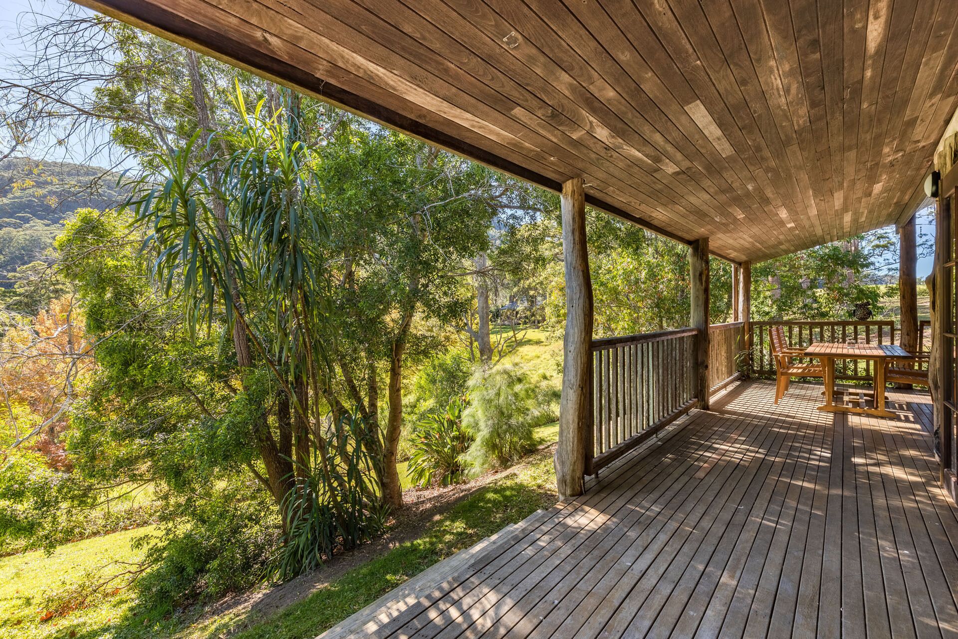 Friday Creek Retreat - #2-  2 bedroom/2 bathroom Tribal themed cottage