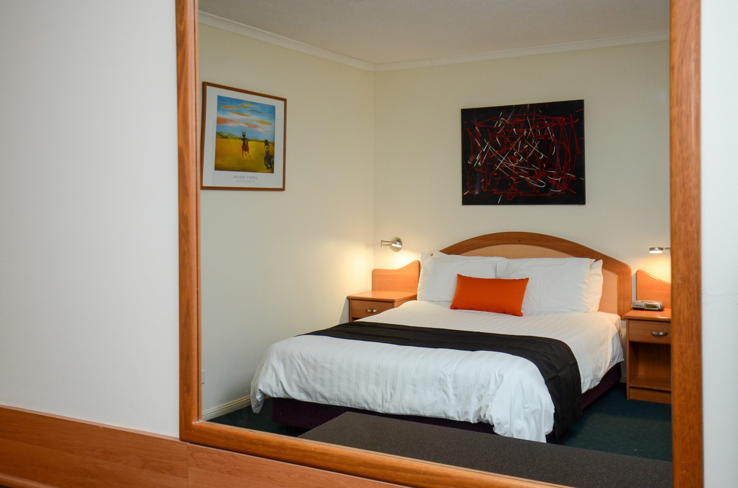 Pegasus Motor Inn and Serviced Apartments