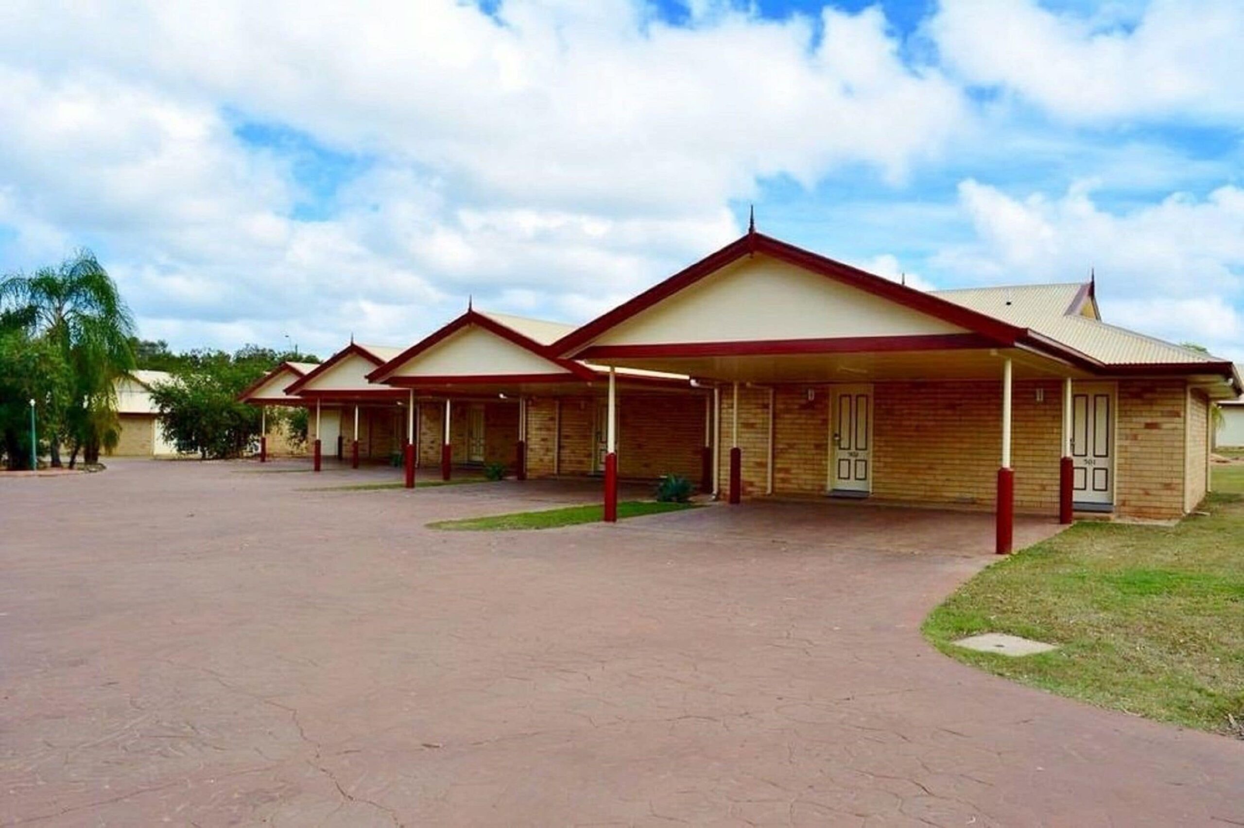 The Western Heritage Motor Inn