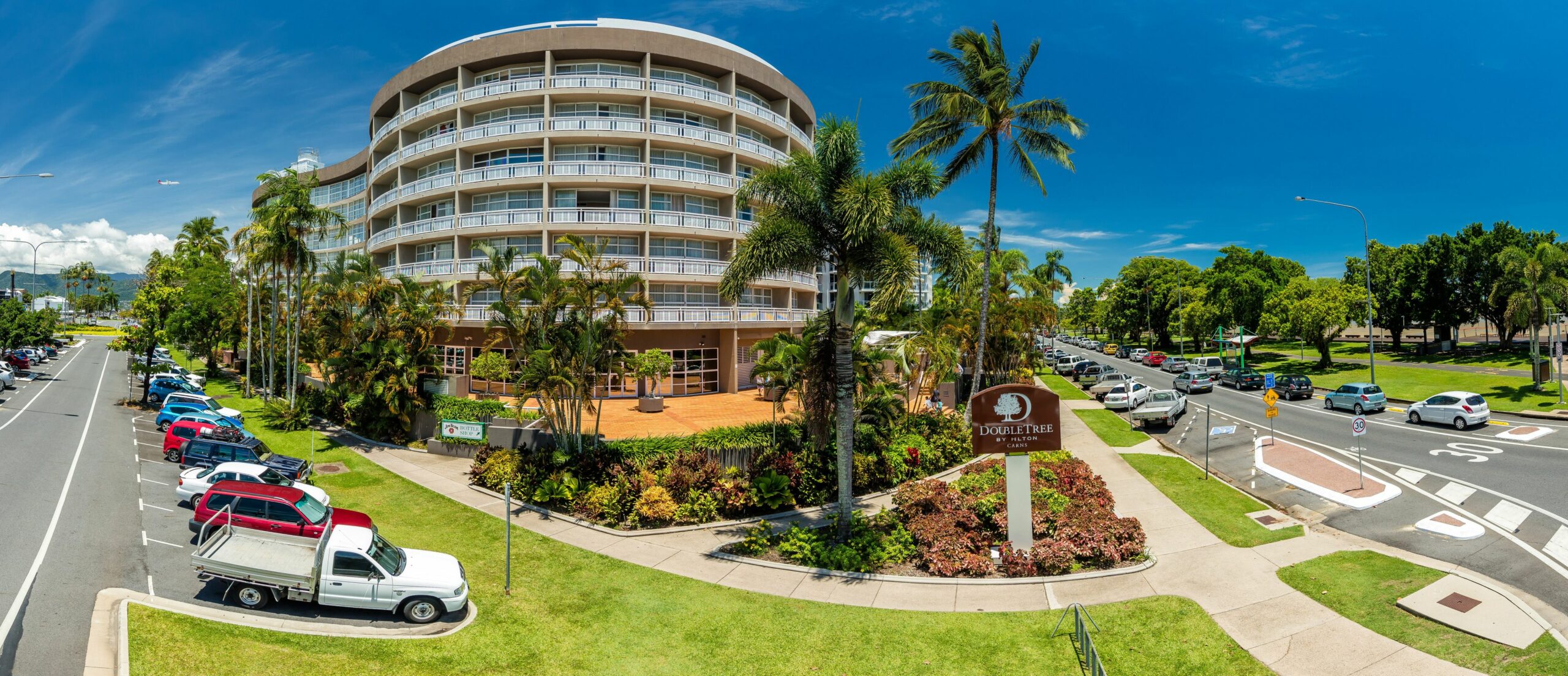 DoubleTree by Hilton Hotel Cairns