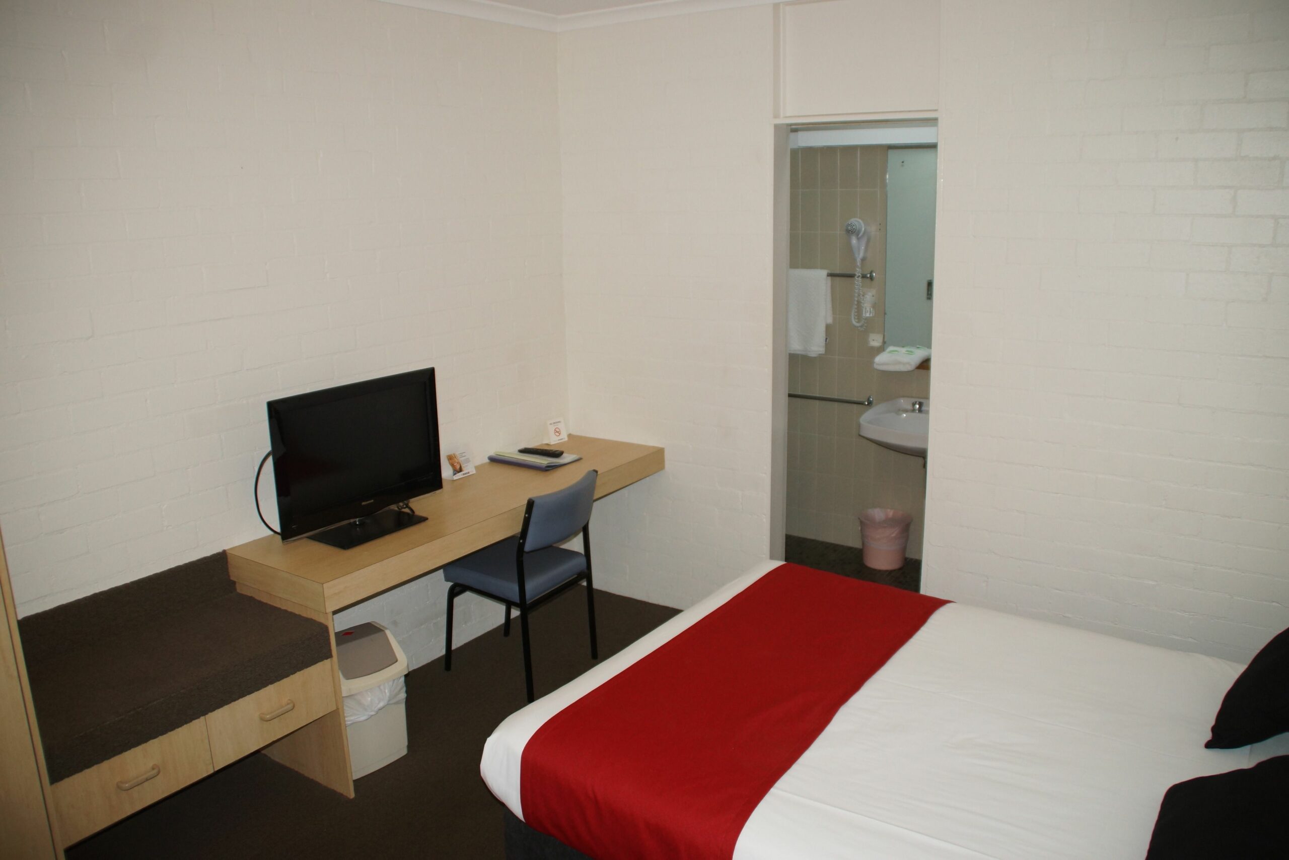 Redhill Tamworth Motor Inn & Conference Centre