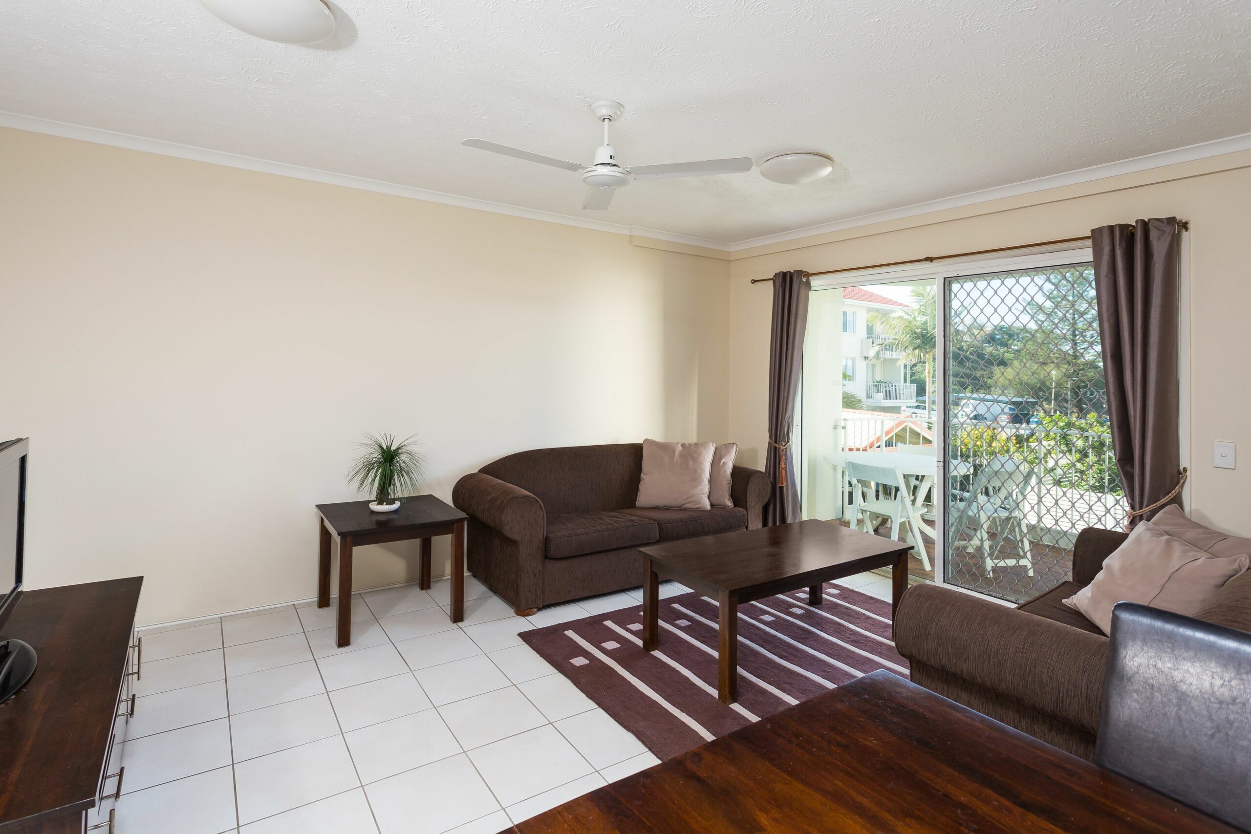 Burleigh Point Holiday Apartments