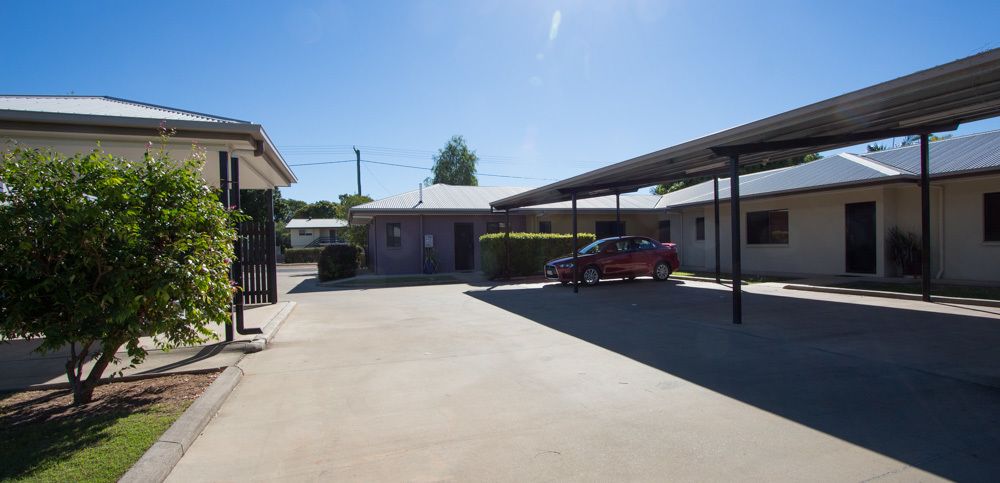 Emerald Western Gateway Motel