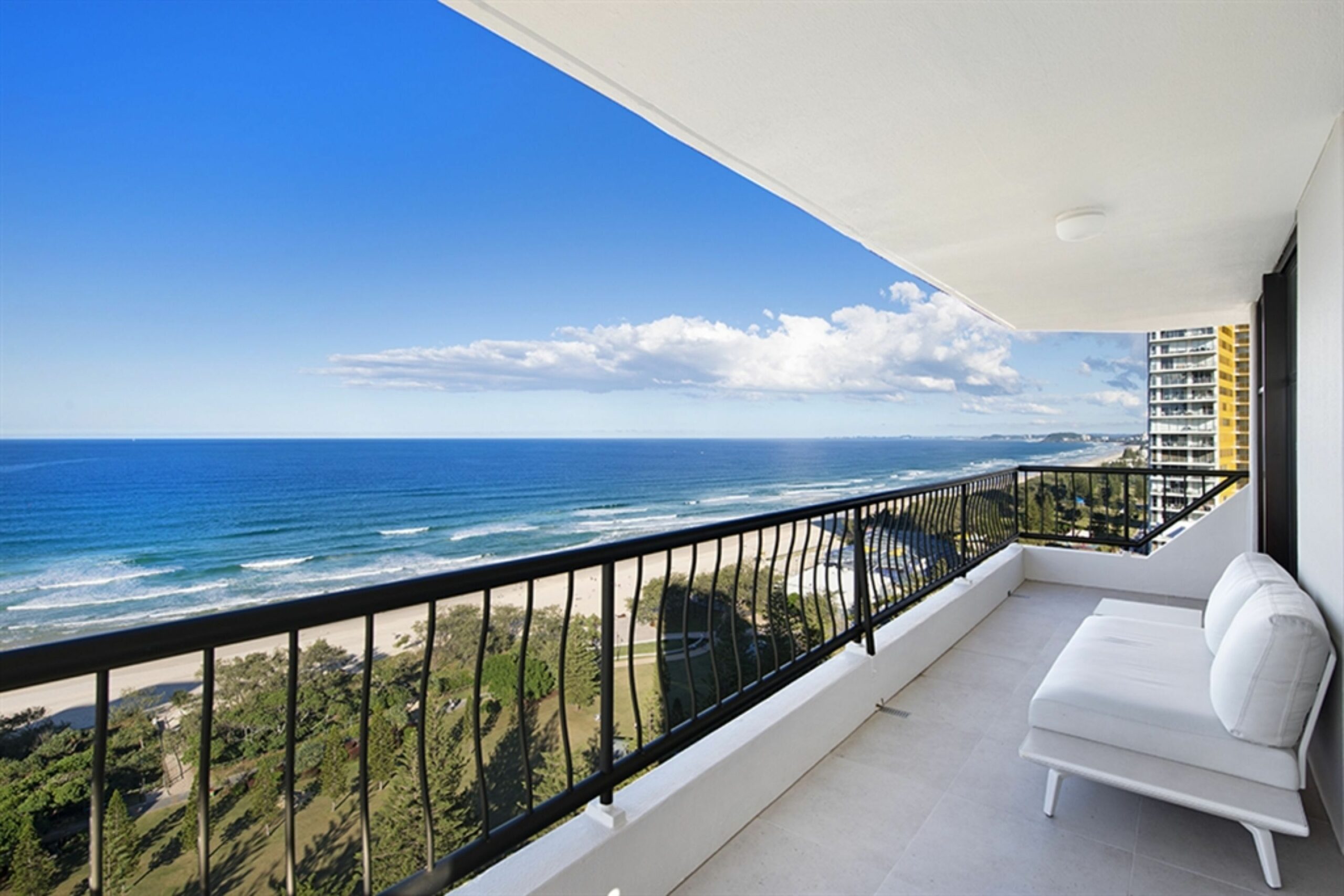 ULTIQA Beach Haven At Broadbeach