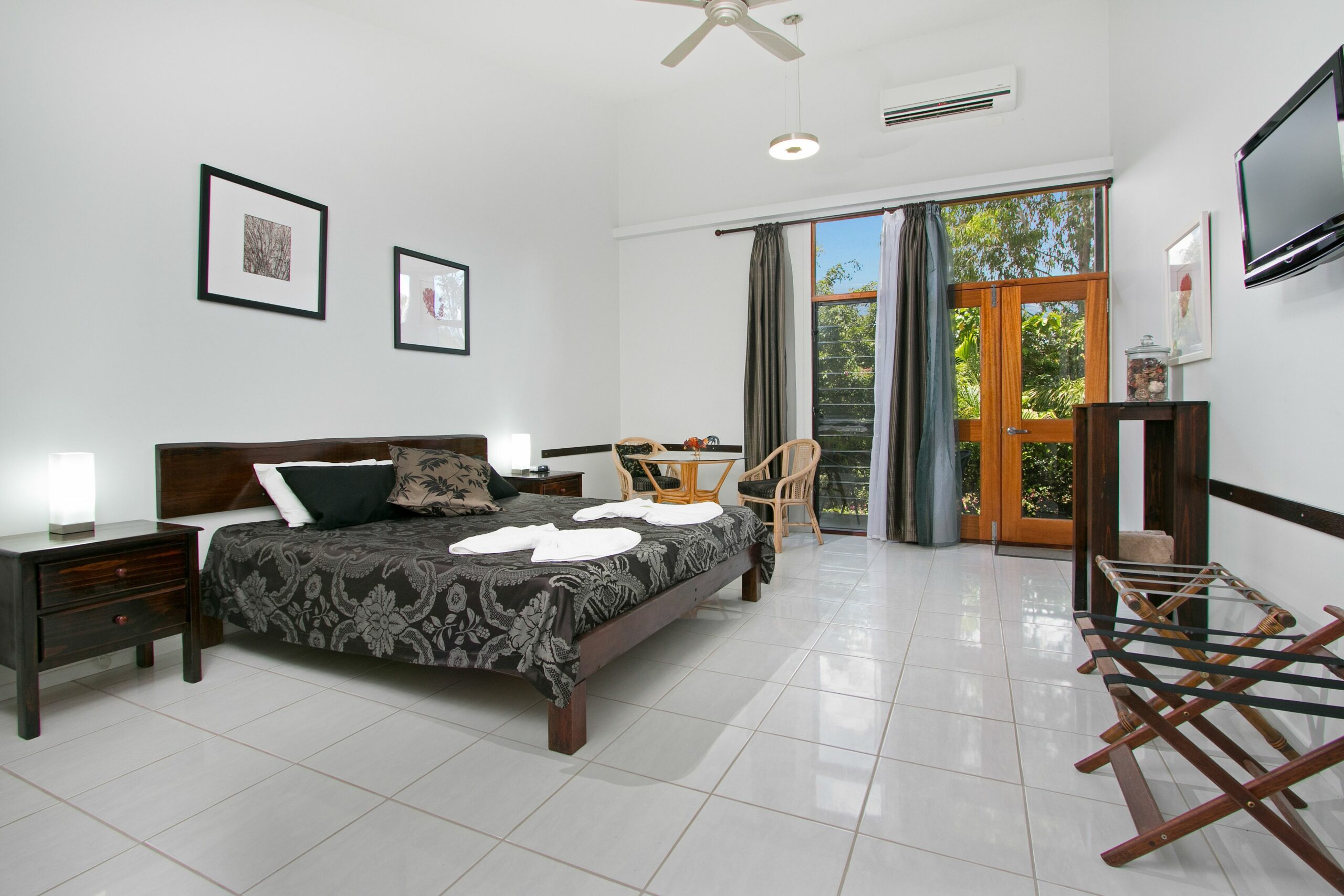 Daintree Wild Zoo & Bed and Breakfast