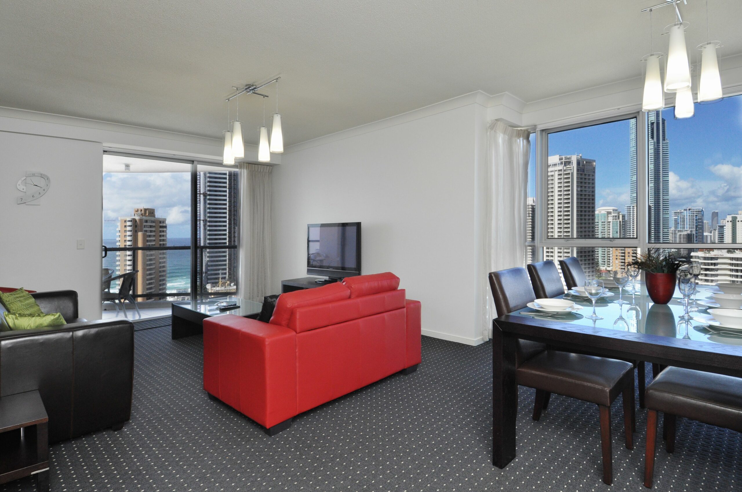 Chevron Renaissance - HR Surfers Paradise