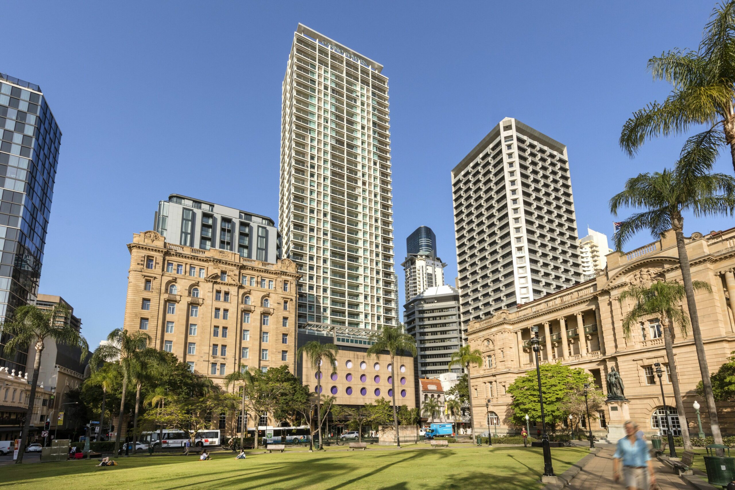 Oaks Brisbane Casino Tower Suites