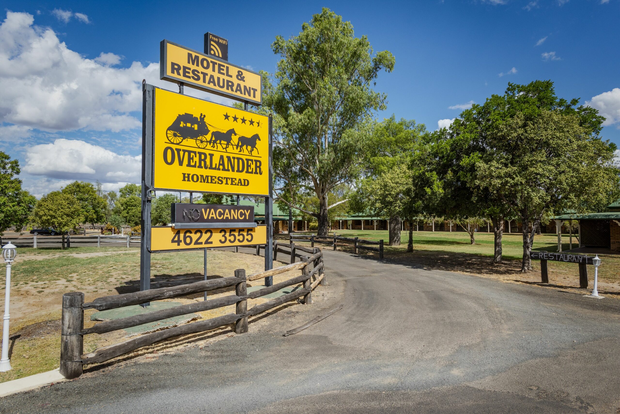 Overlander Homestead Motel