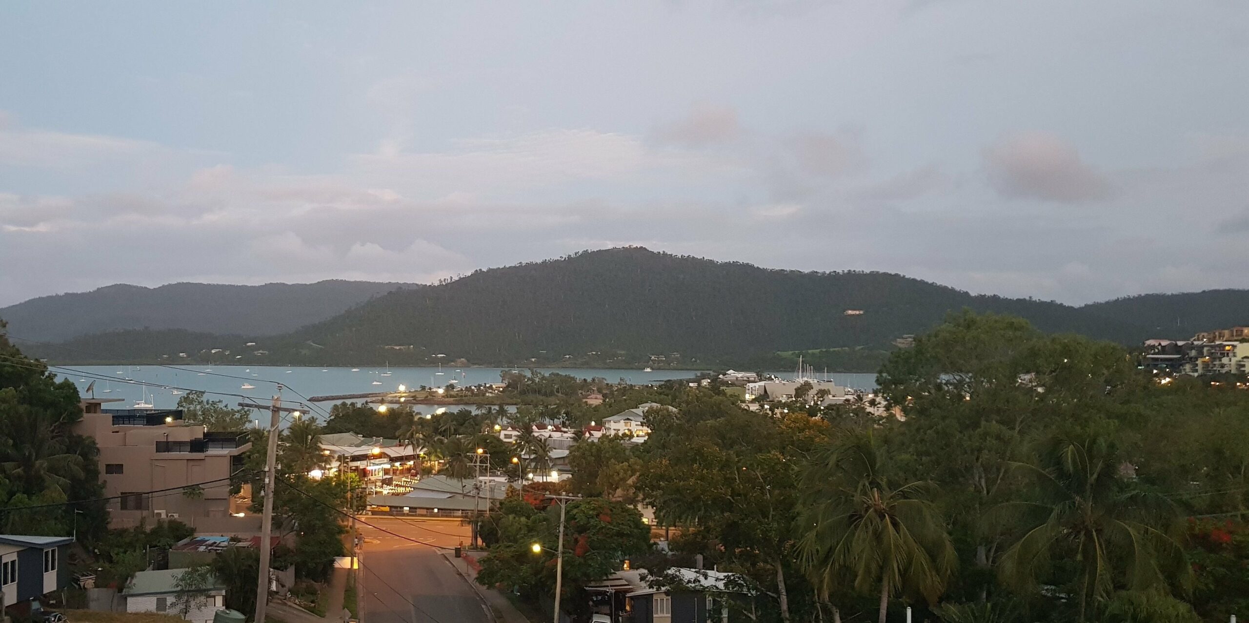 Beach House on Begley - Airlie Beach