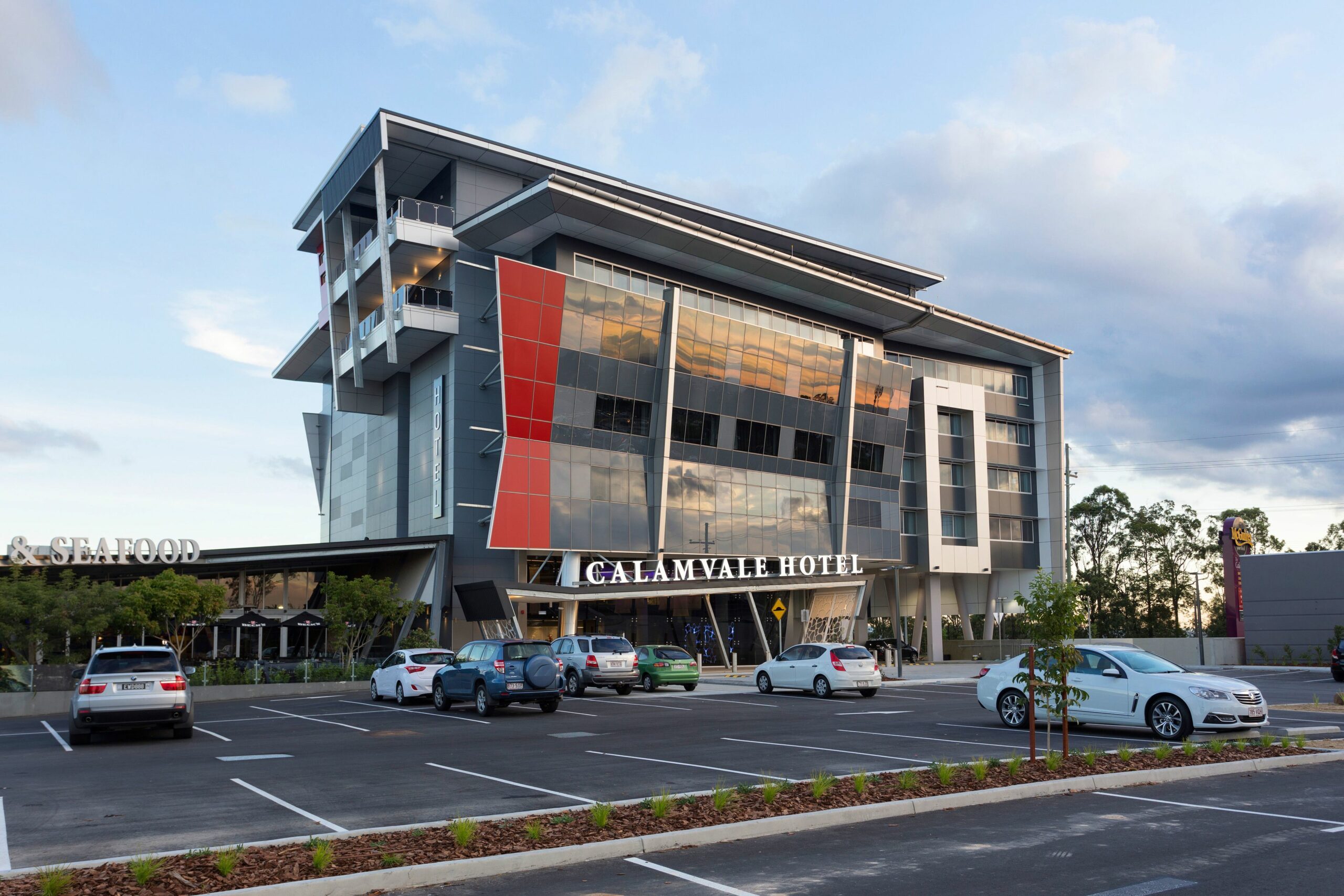 Calamvale Suites and Conference Centre