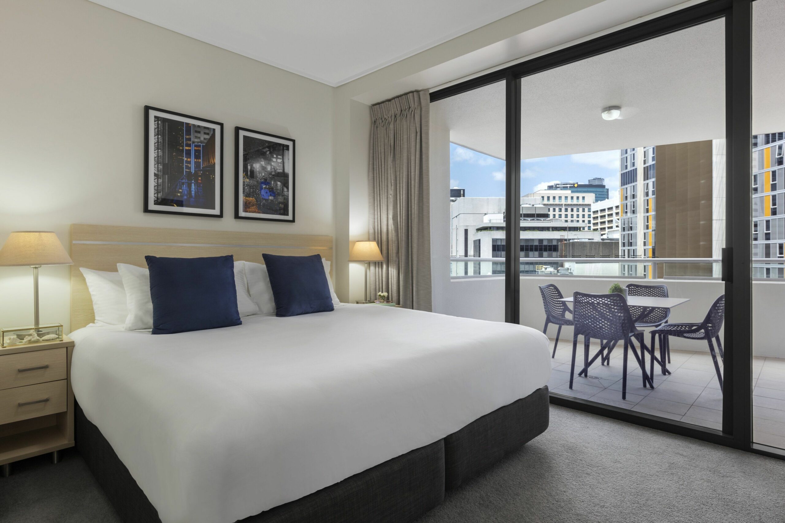 Oaks Brisbane Aurora Suites