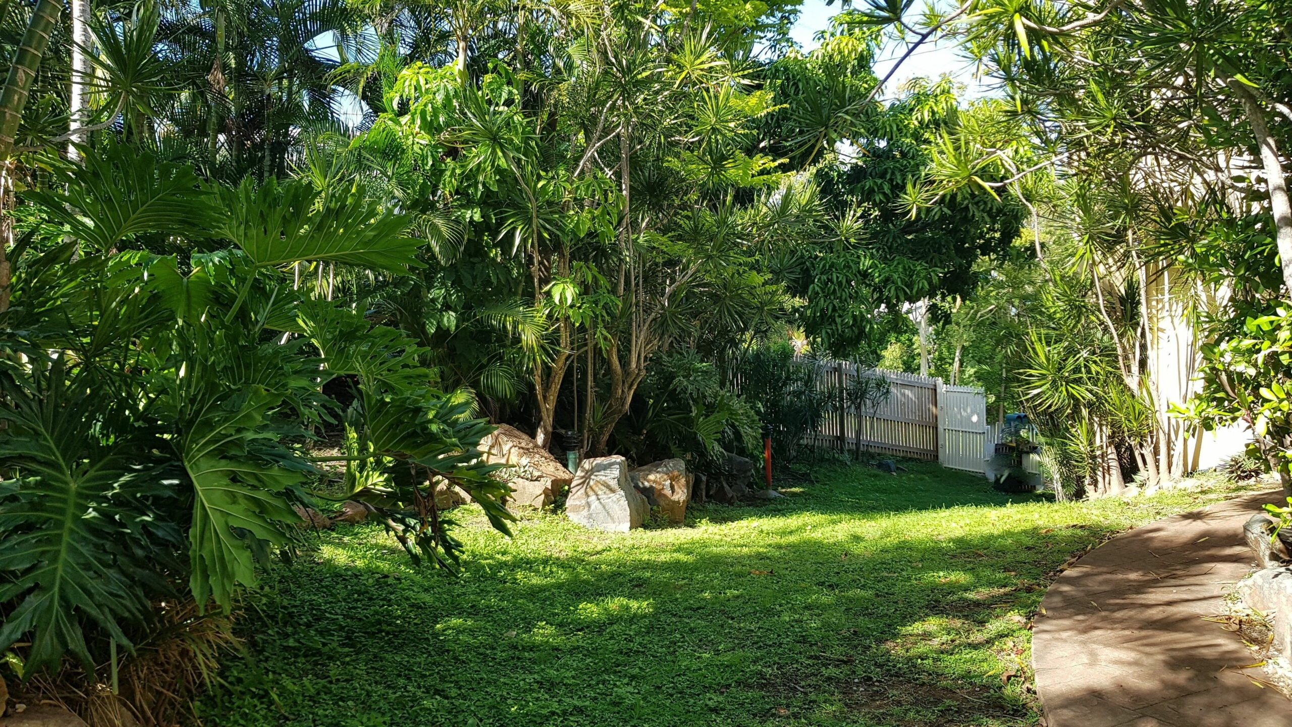 Beach House on Begley - Airlie Beach