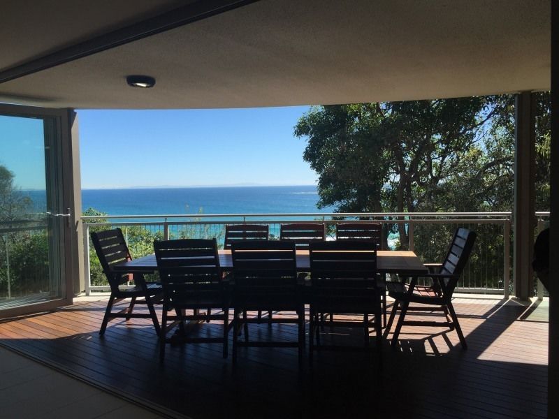 Stradbroke Island Beach Hotel