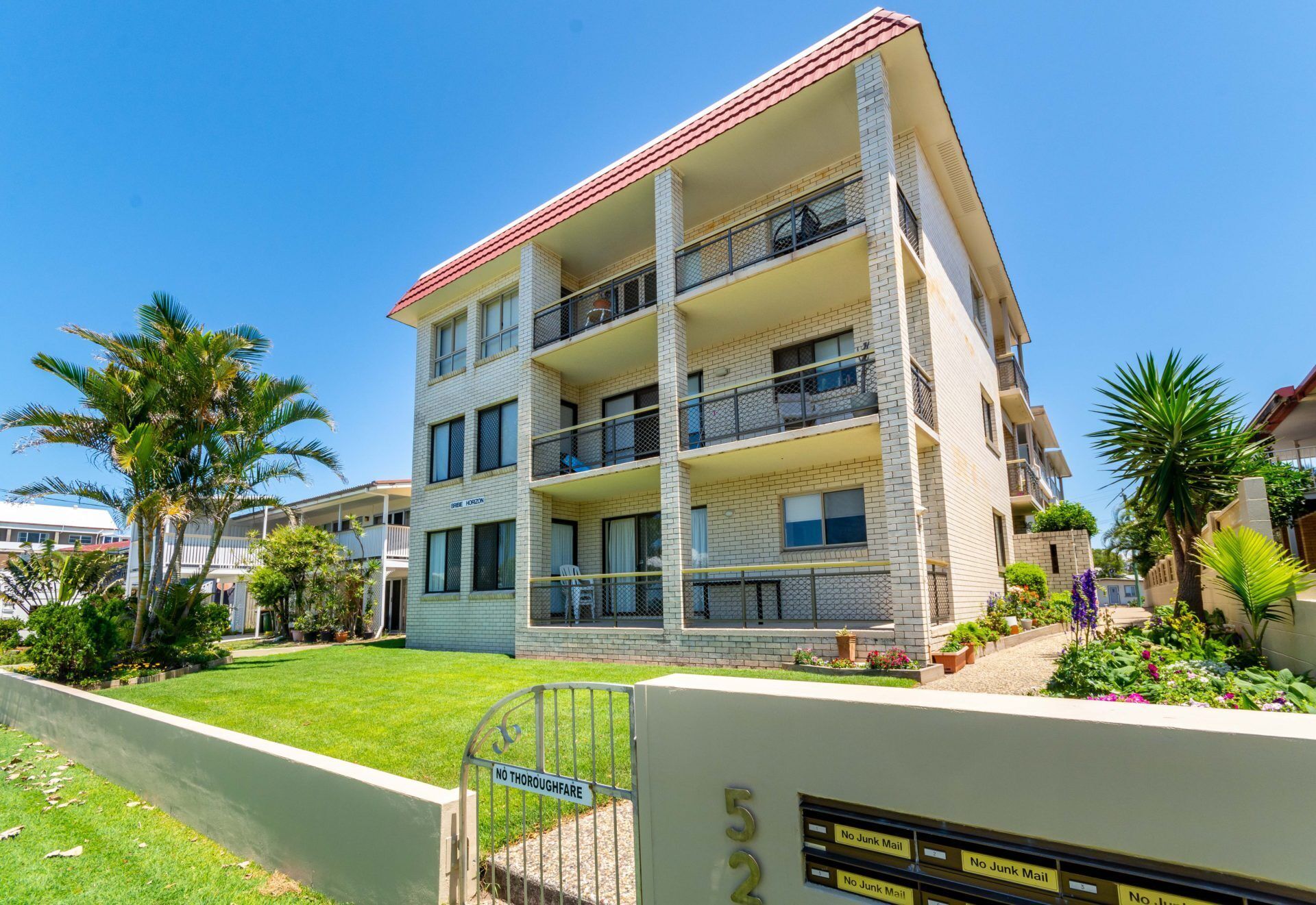 Enjoy the sea Breezes From the Balcony - Boyd St, Woorim