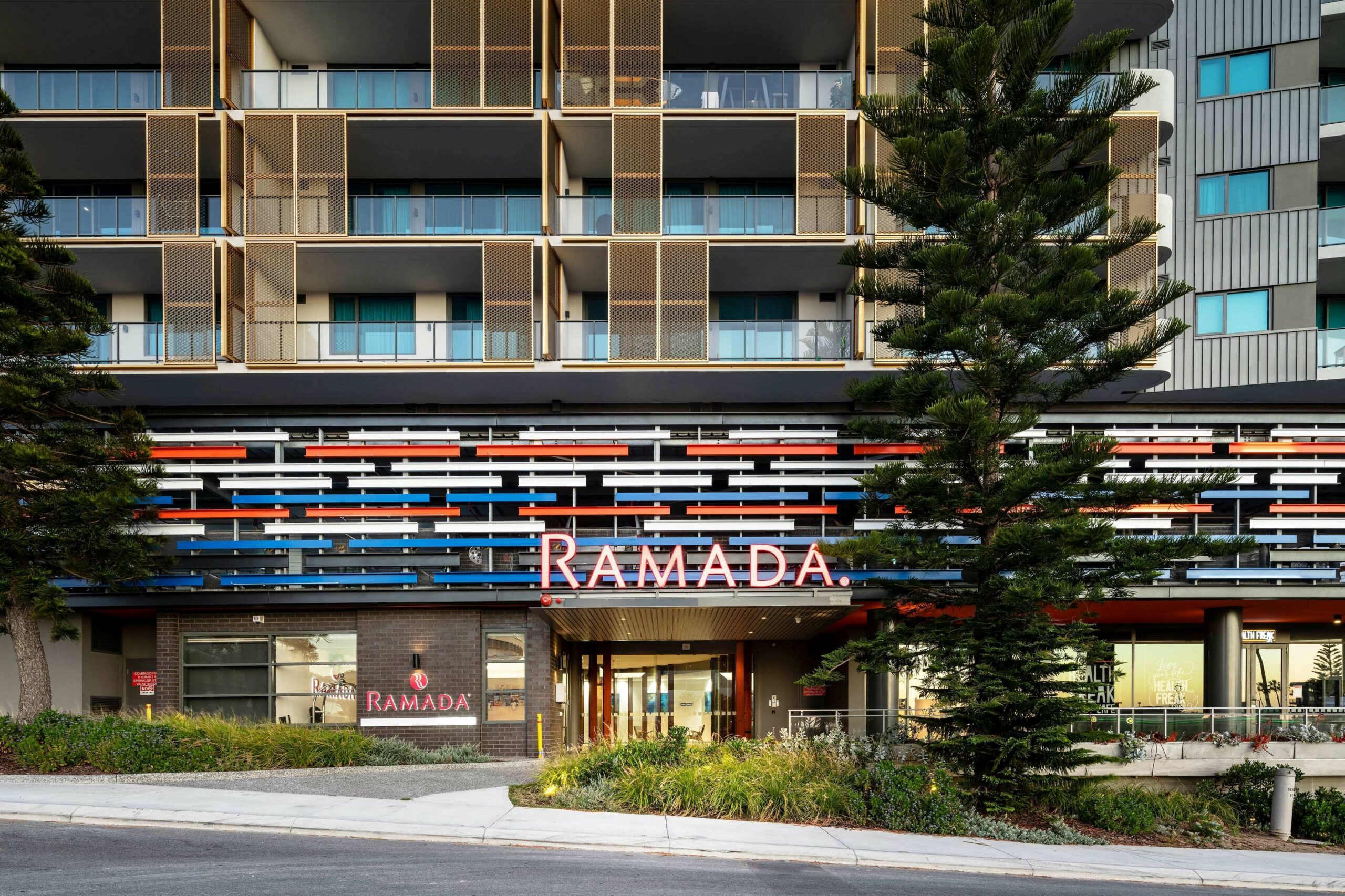 Ramada VetroBlu Scarborough Beach