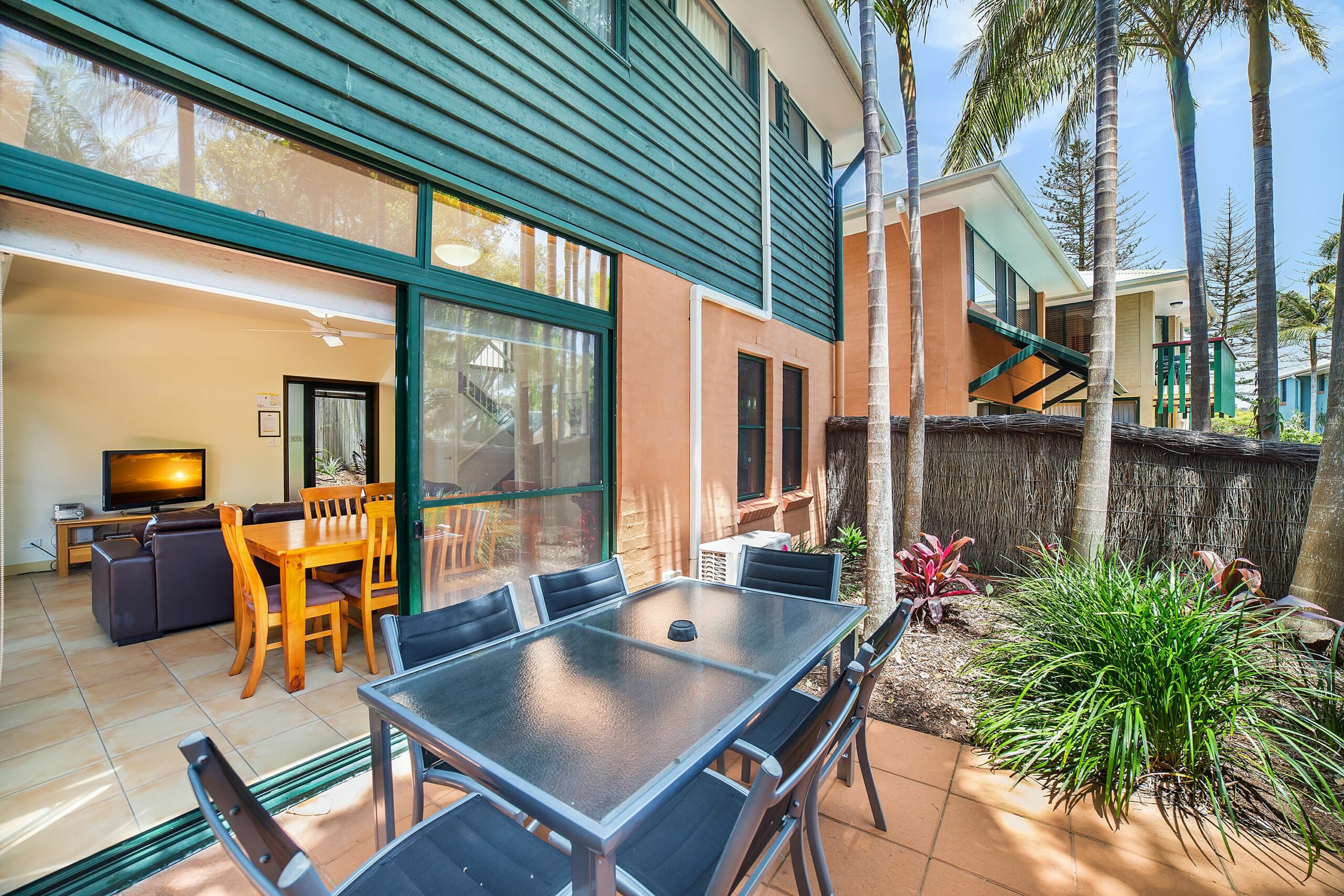 Crest Apartments Byron Bay