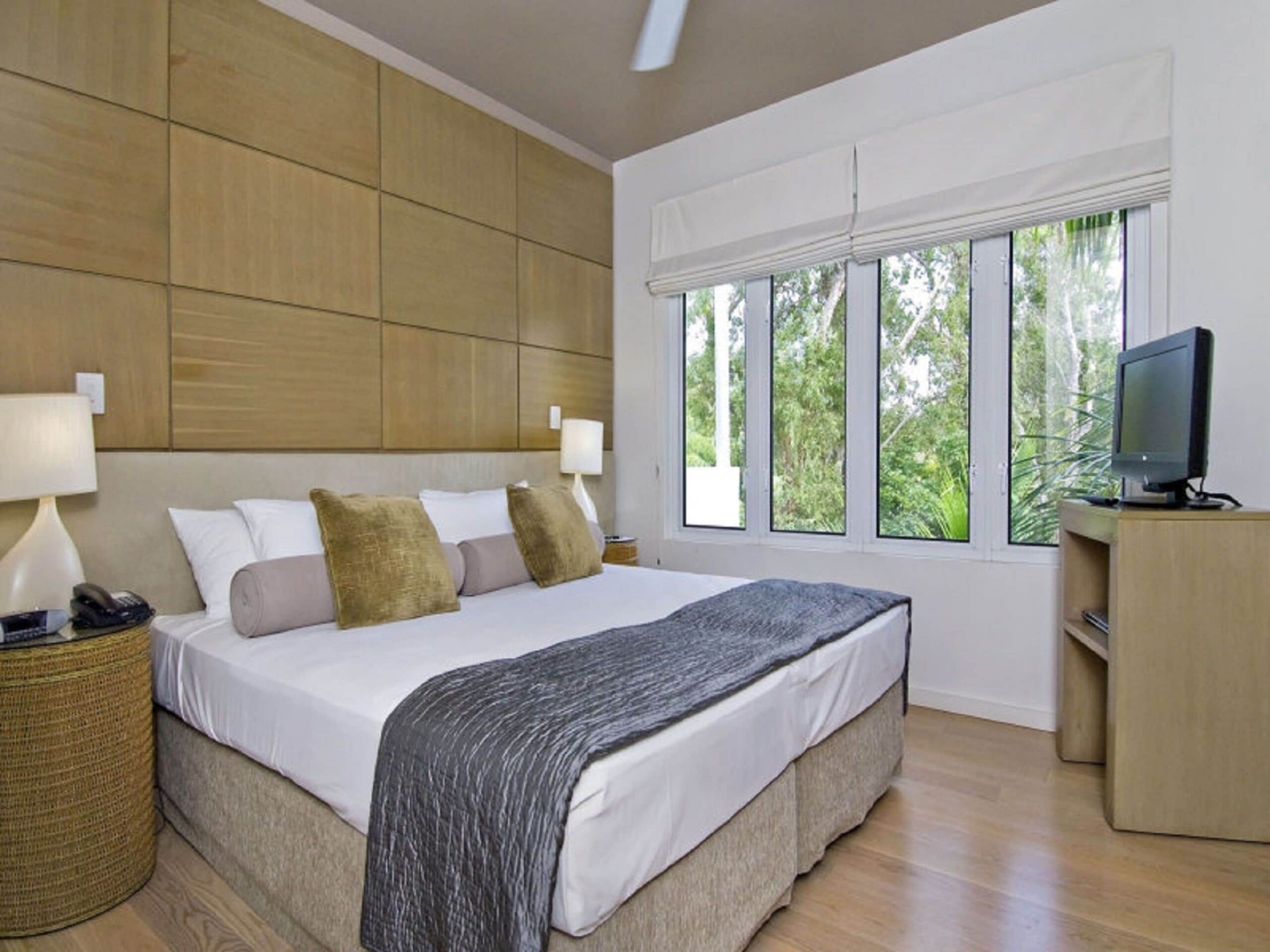 Beach Club Port Douglas 3 Bedroom Luxury Apartment